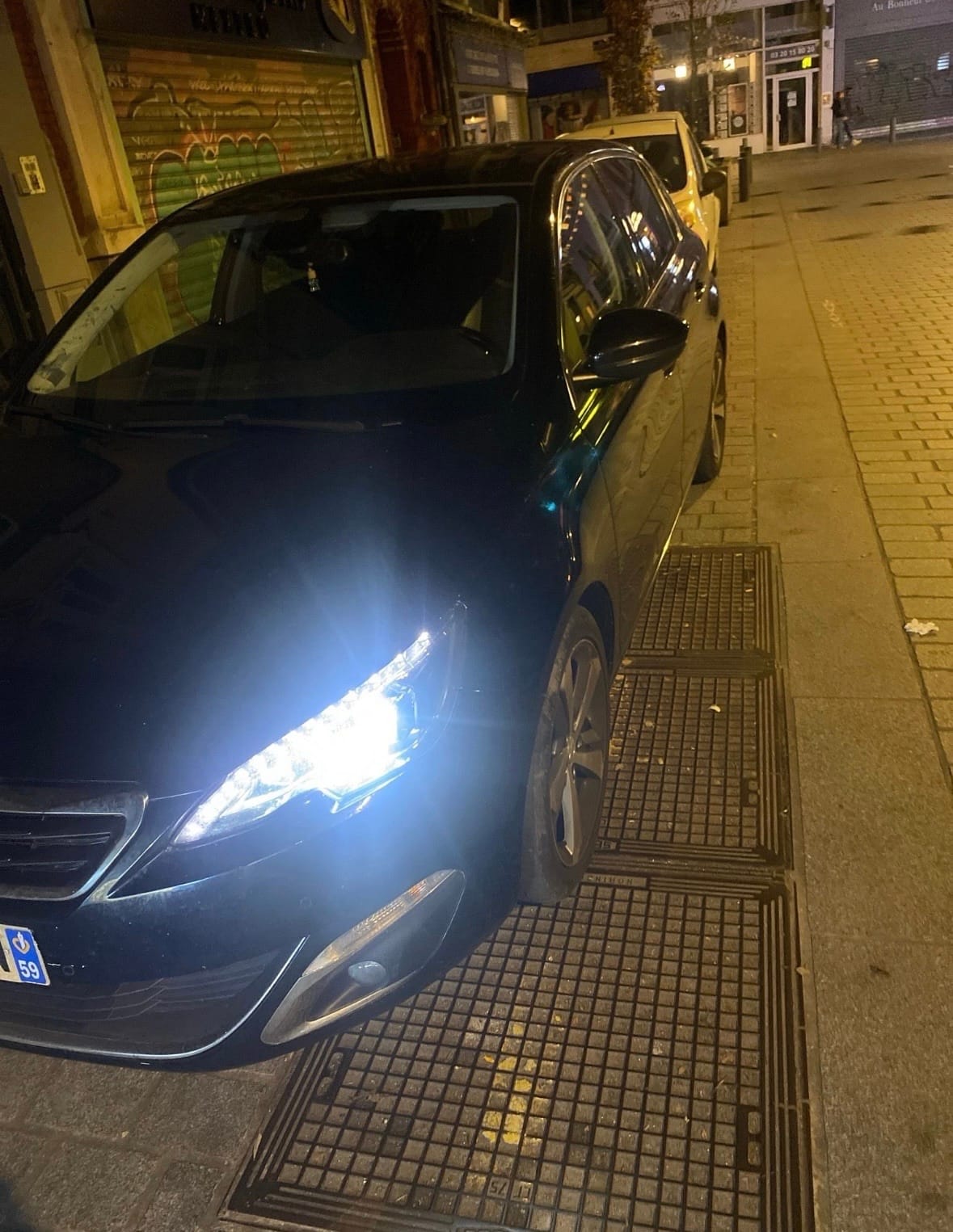 Peugeot 308 avec Entrée audio / iPod