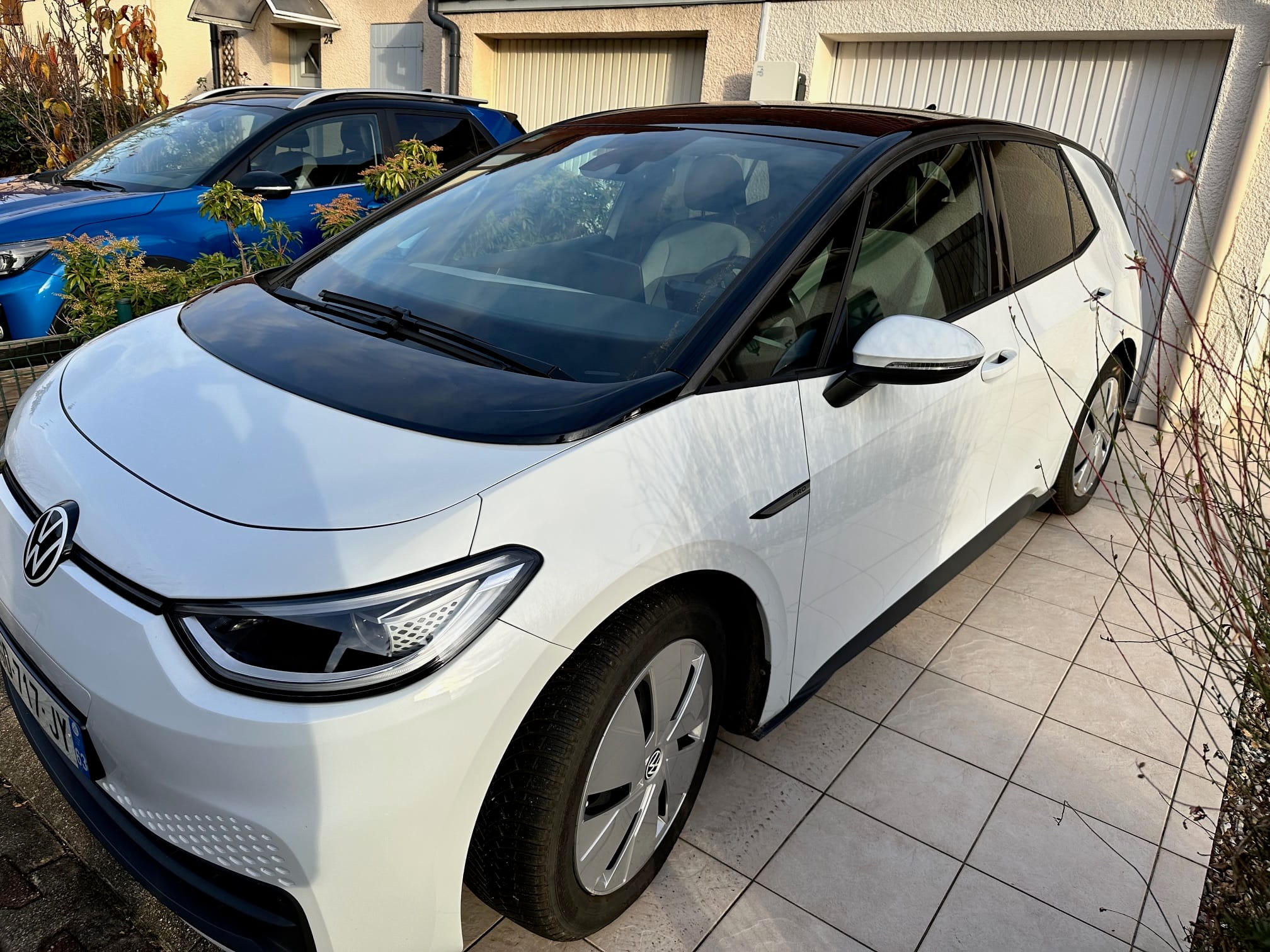 Volkswagen ID.3 - Autonomie env 350KM Offerte + Stationnement à Paris gratuit, 2021, Électrique, automatique