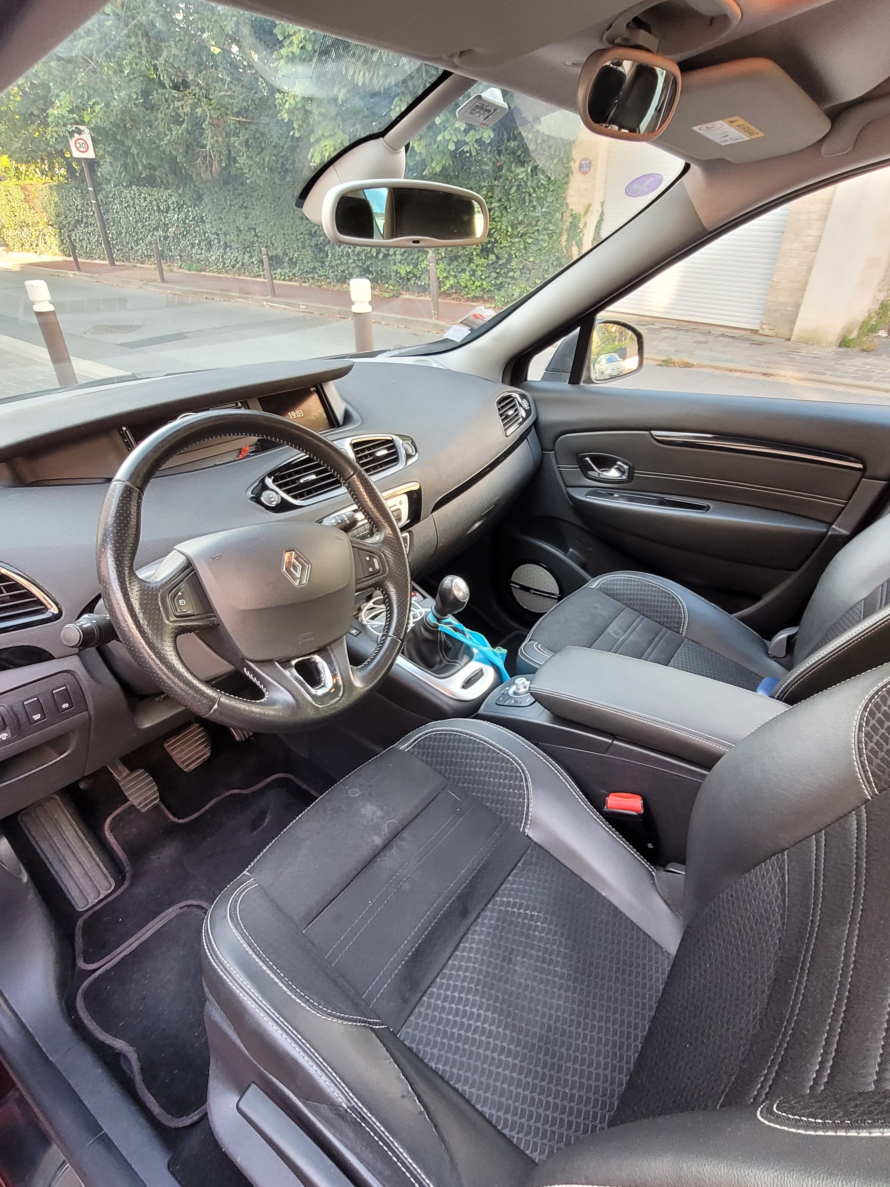 Renault Scenic avec Porte-vélos