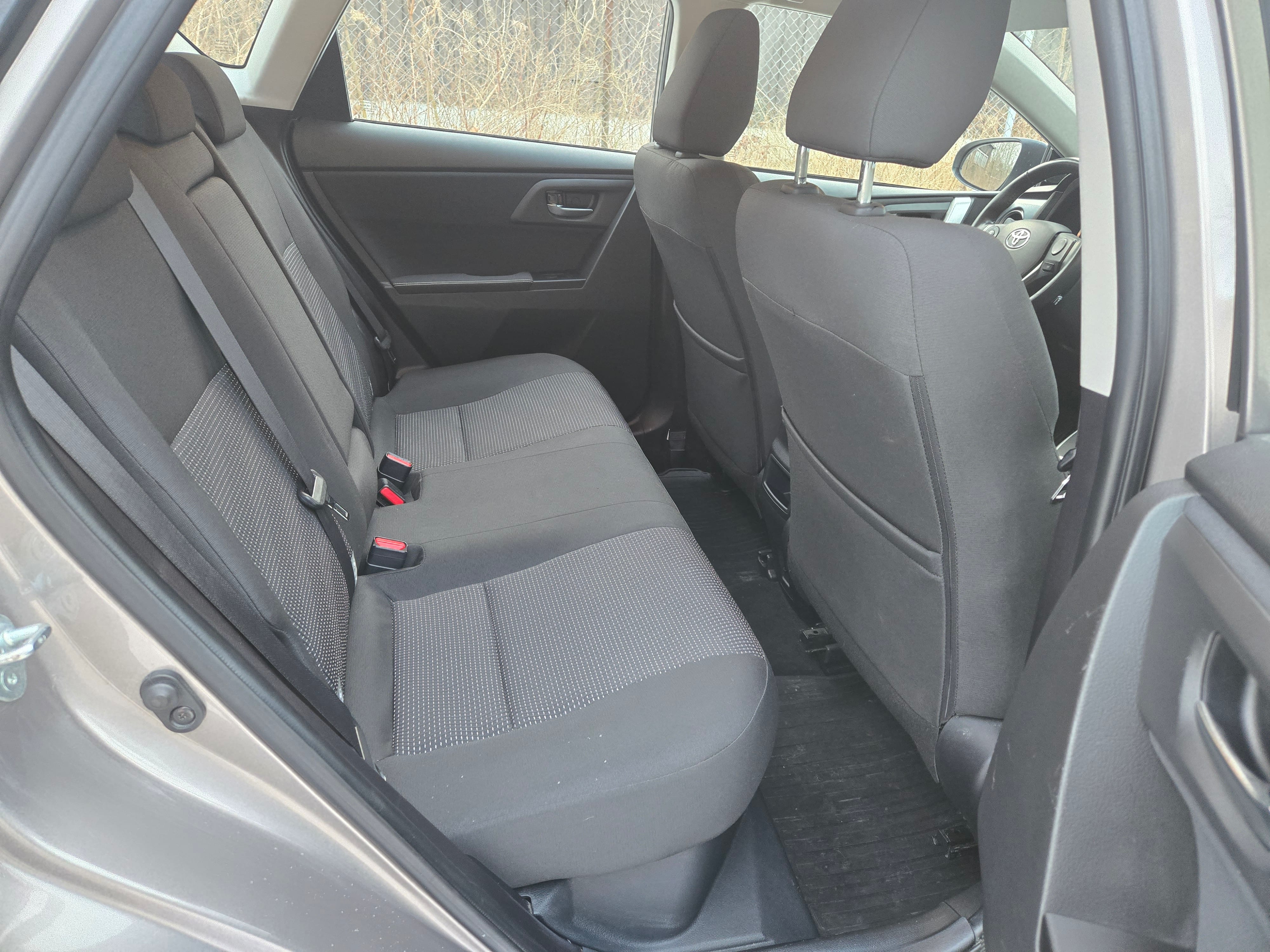 Toyota Auris 1,8 Automat, Bensin, Drivstoffvennlig, inkl Beboerkort sone with Snow tires