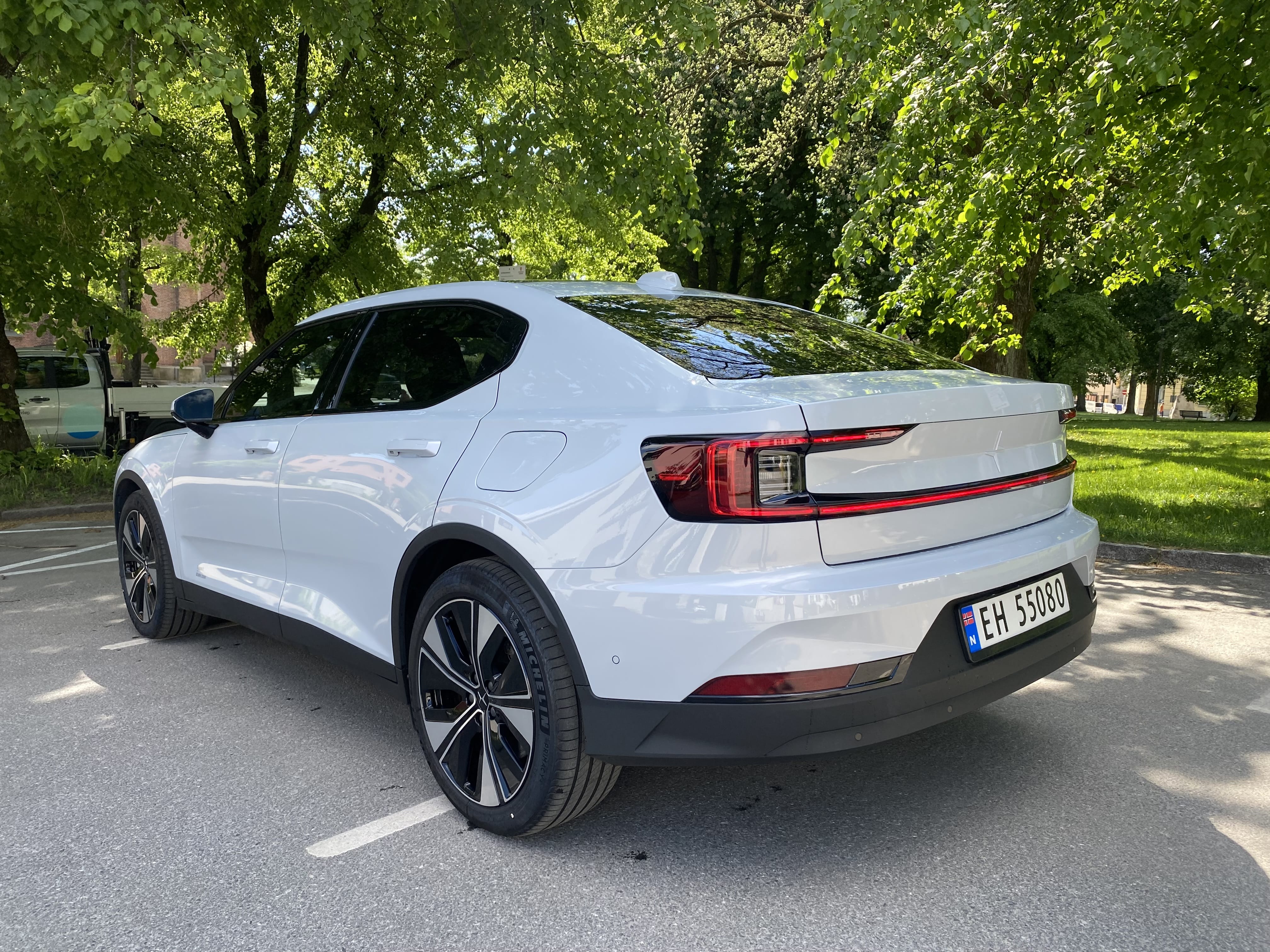 Polestar 2 Long Range Dual Motor (Rekkevidde 592km) med GPS