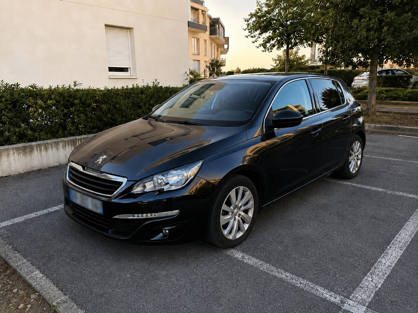 Peugeot 308 avec Apple CarPlay
