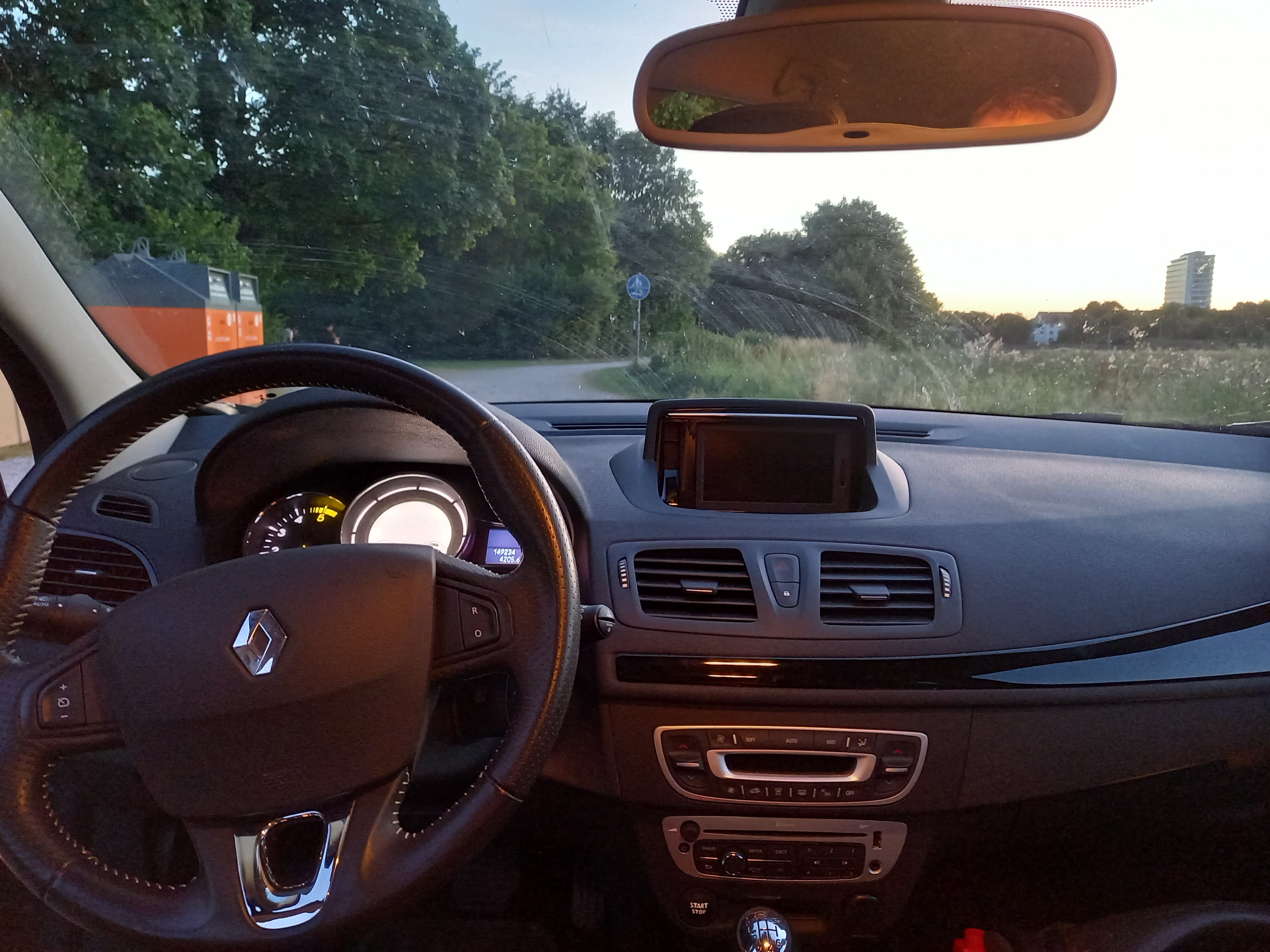 Renault Mégane Estate STA-NI 30