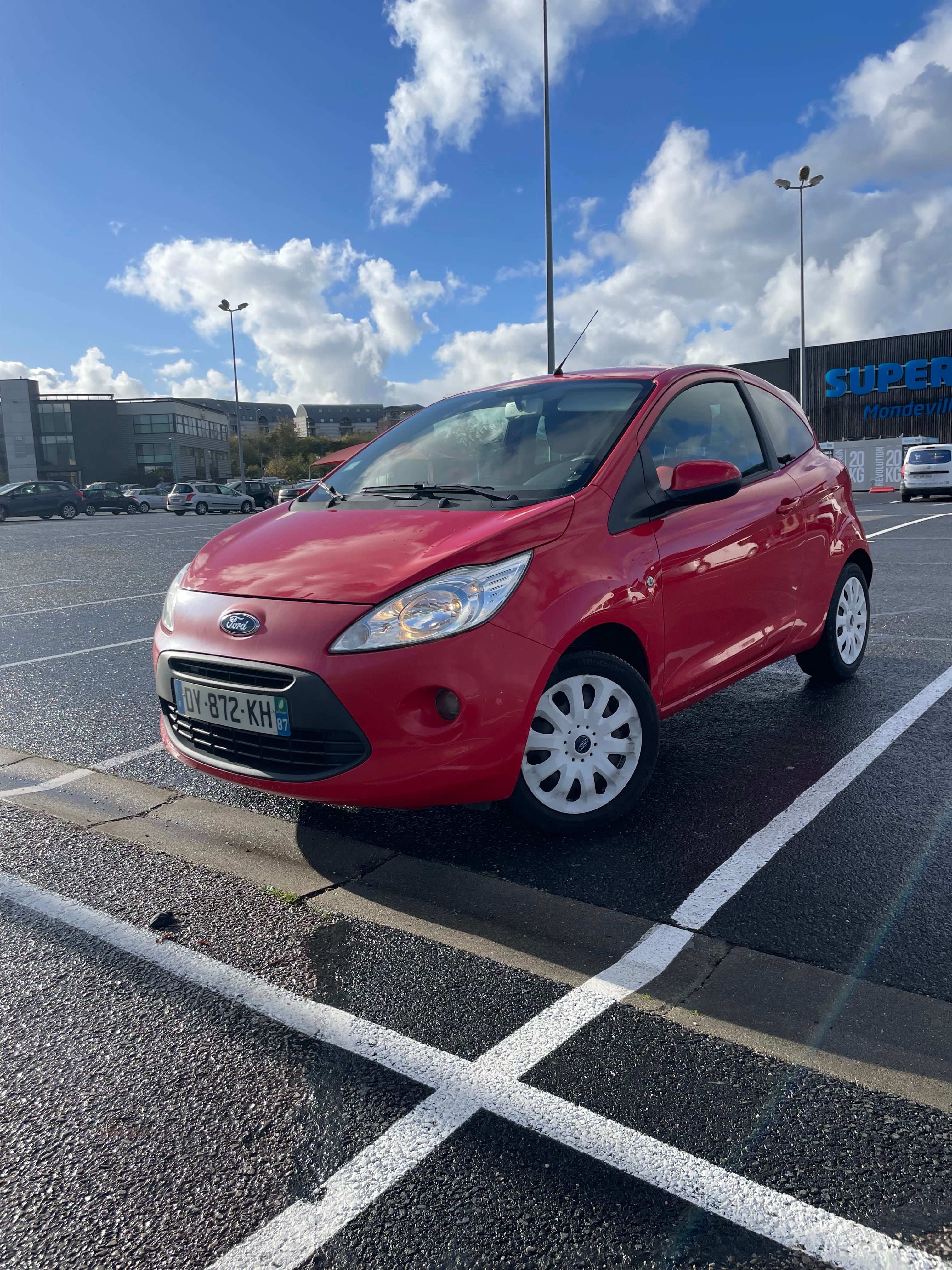 Ford Ka, 2015, Essence 95