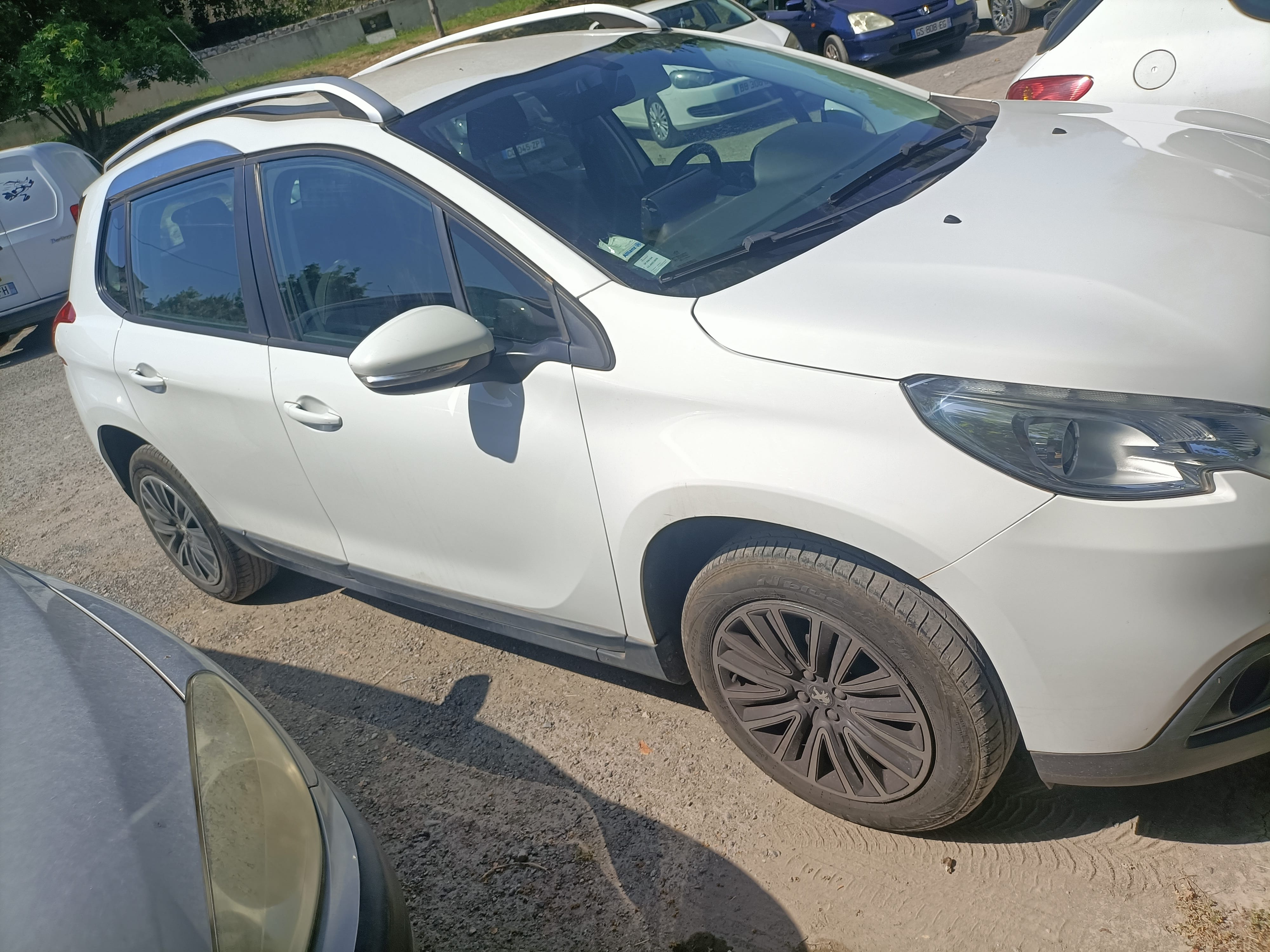 Peugeot 2008, 2014, Essence 95