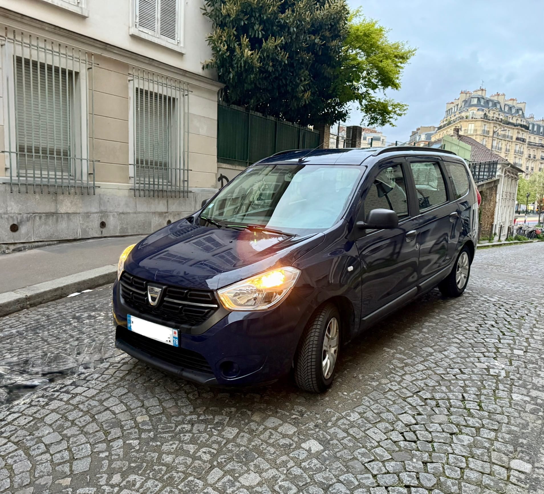 Dacia Lodgy 7 places & Spacieux, 2017, Essence 95, 7 places