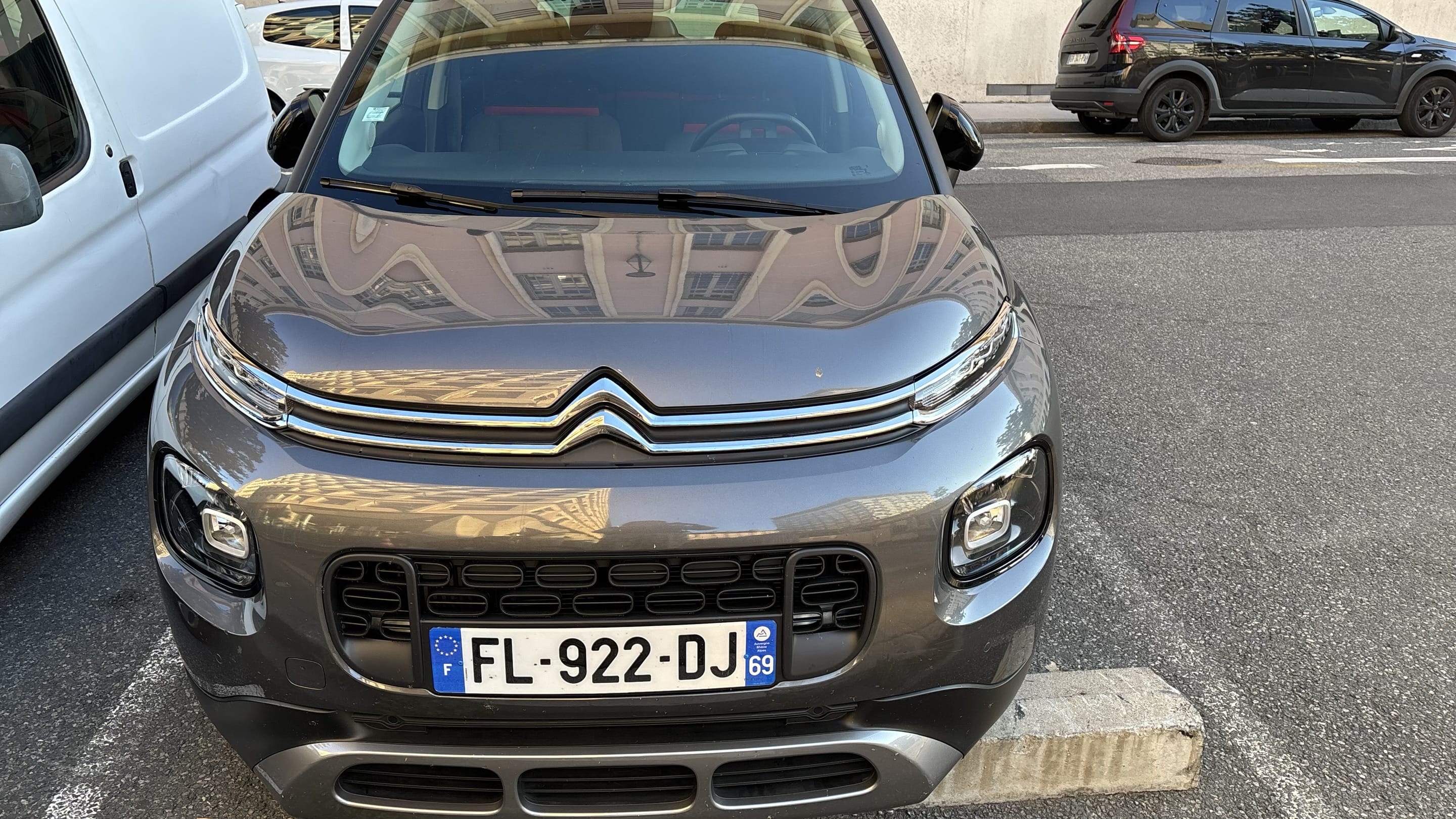 Citroen C3 Aircross Série Shine - centre de lyon avec Audio Bluetooth