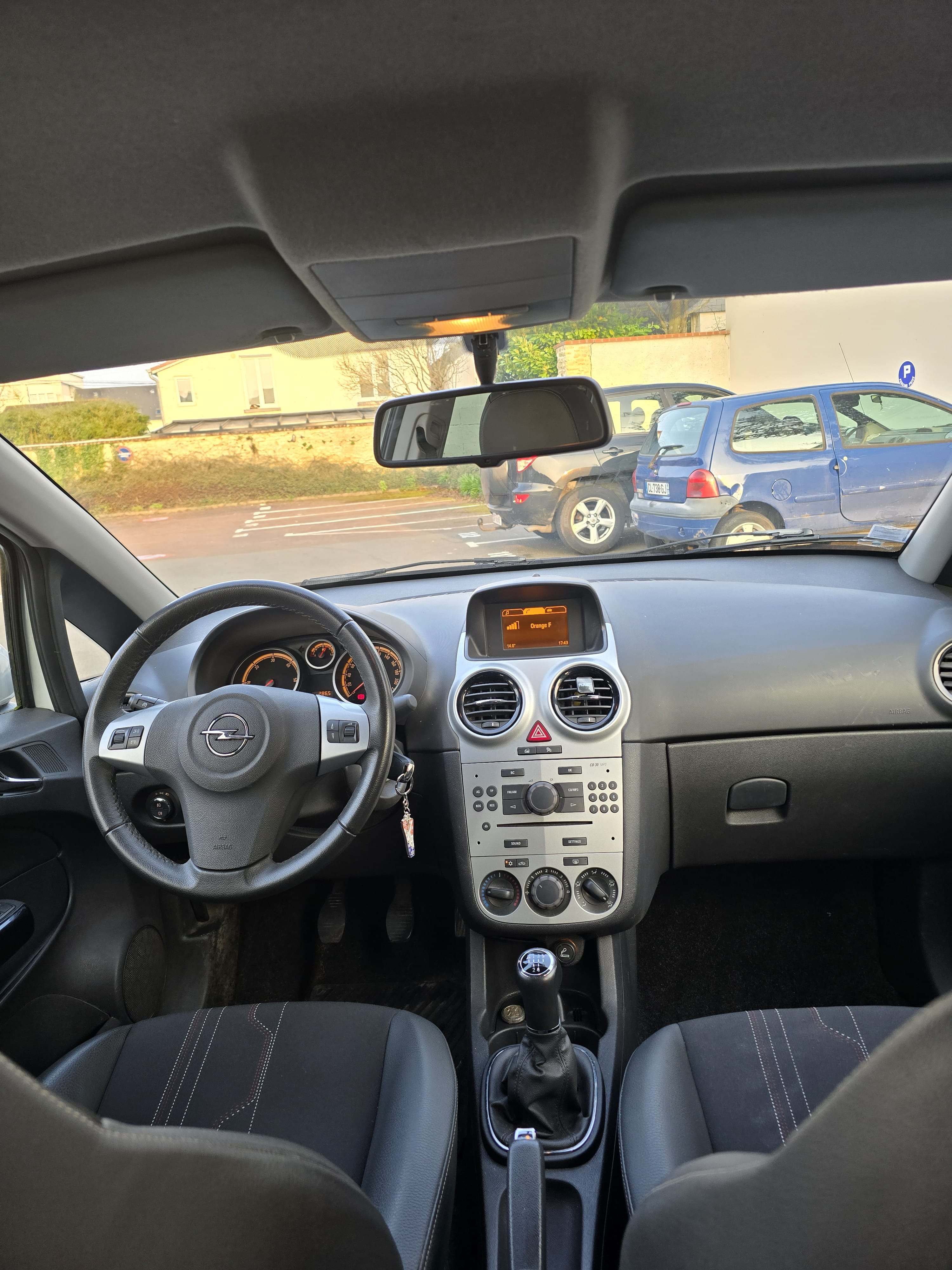 Opel Corsa avec Audio Bluetooth