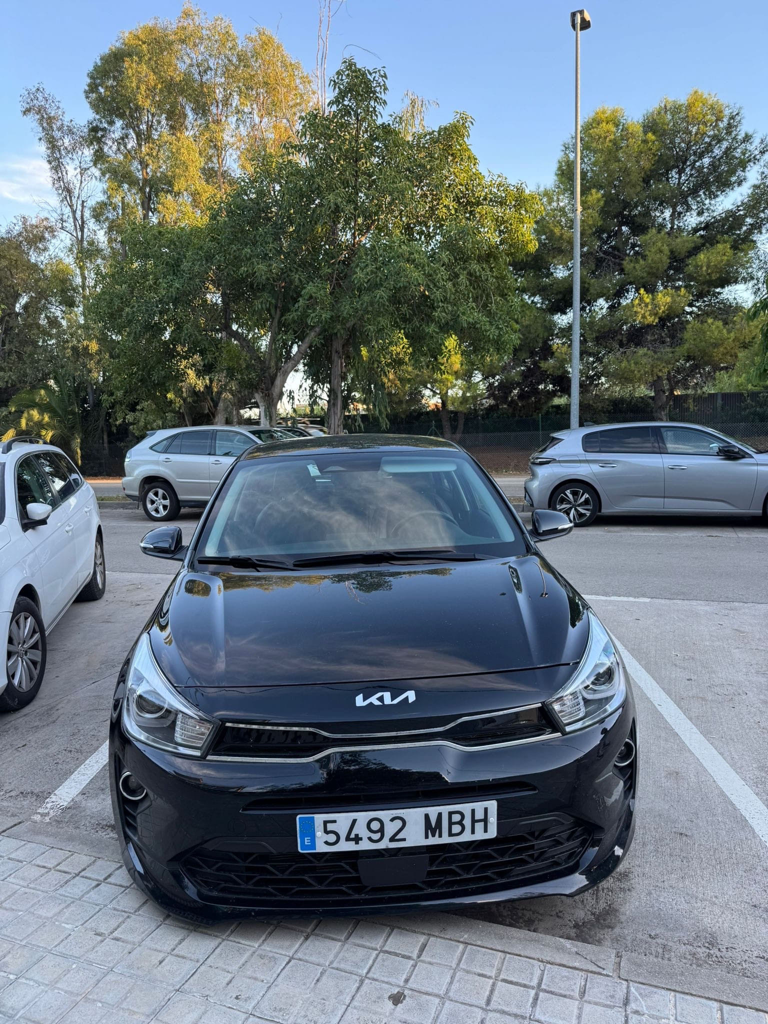 Kia Rio con Aire acondicionado