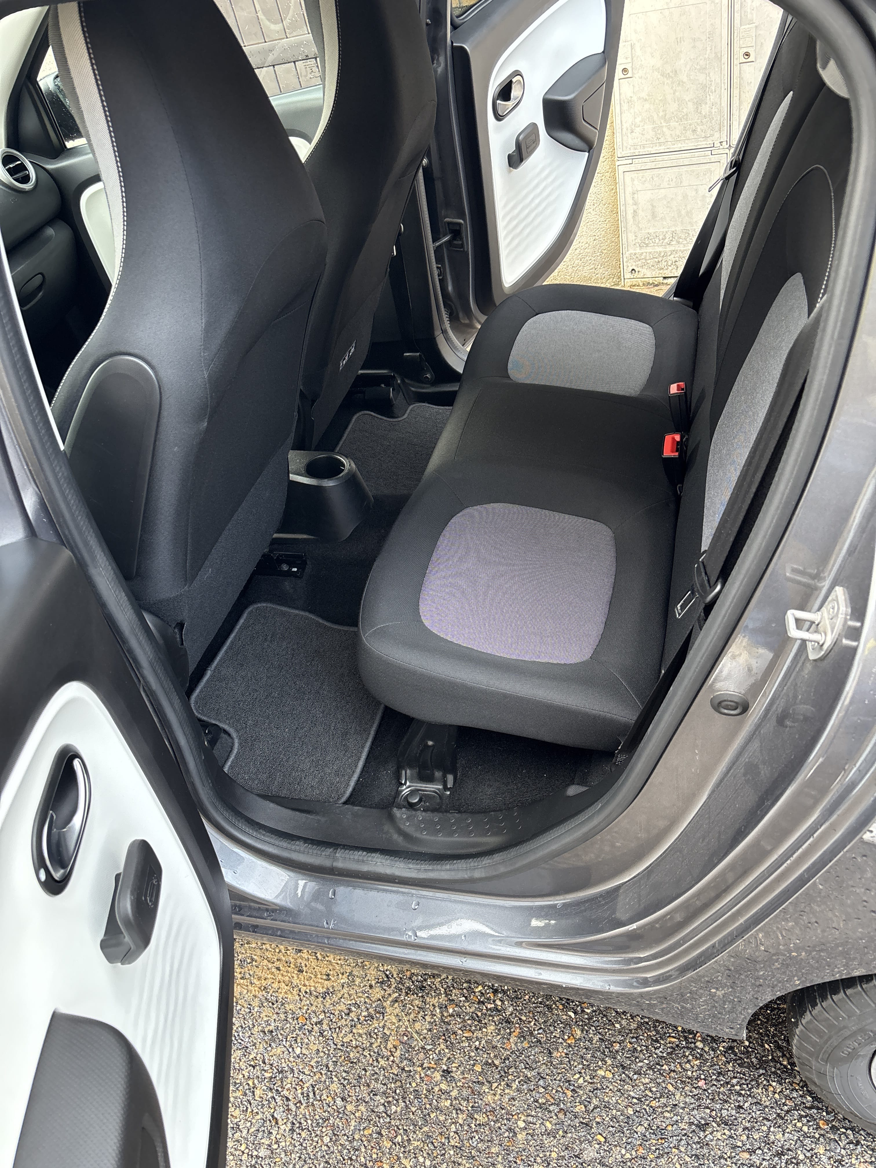 Renault Twingo III 1.0 SCE Limited avec Entrée audio / iPod