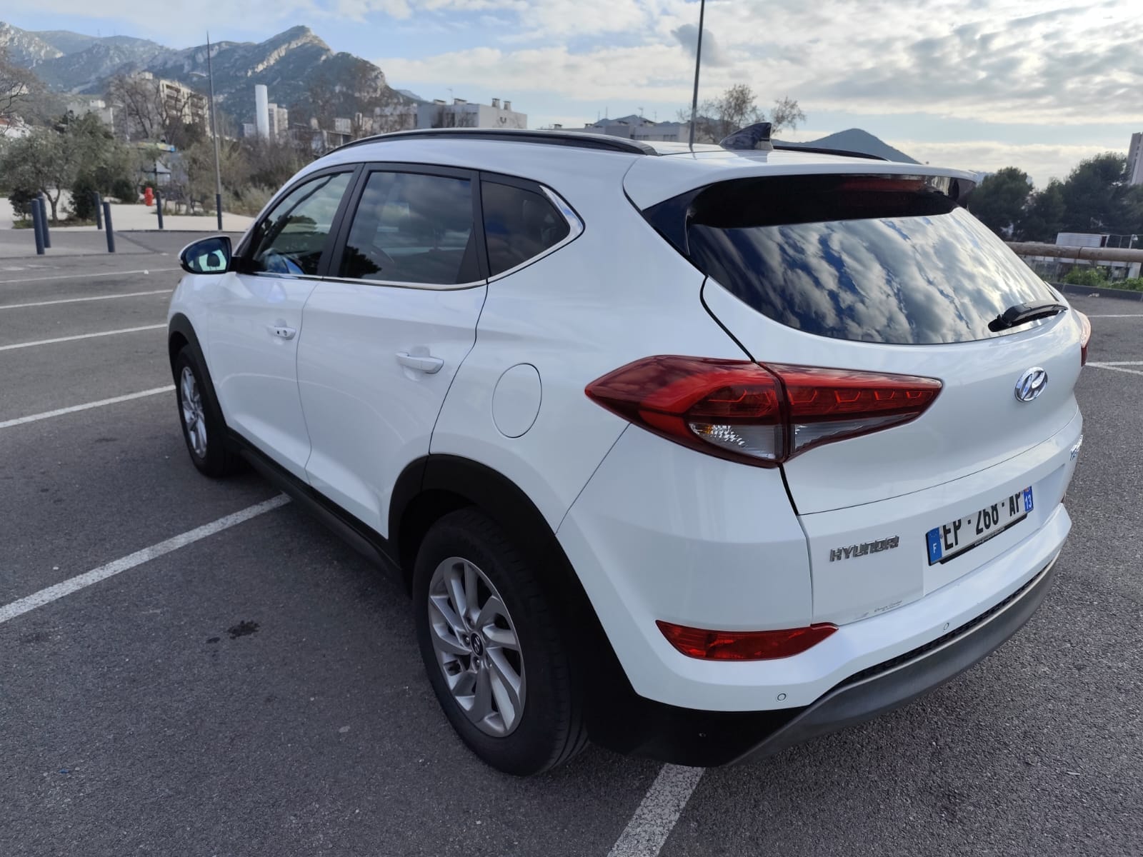 Hyundai Tucson 2.0 CRDI 136 ch avec Entrée audio / iPod