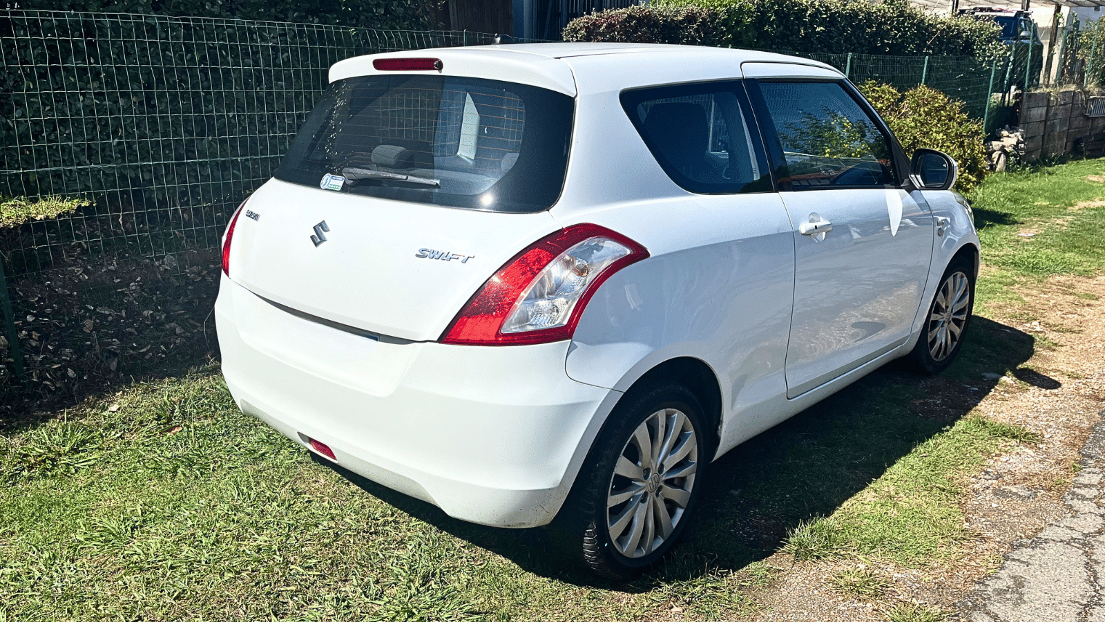 Suzuki Swift avec Climatisation