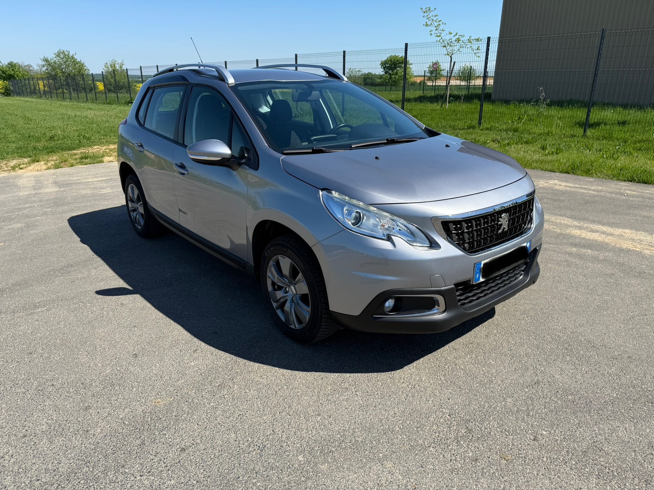 Peugeot 2008, 2017, Essence 95