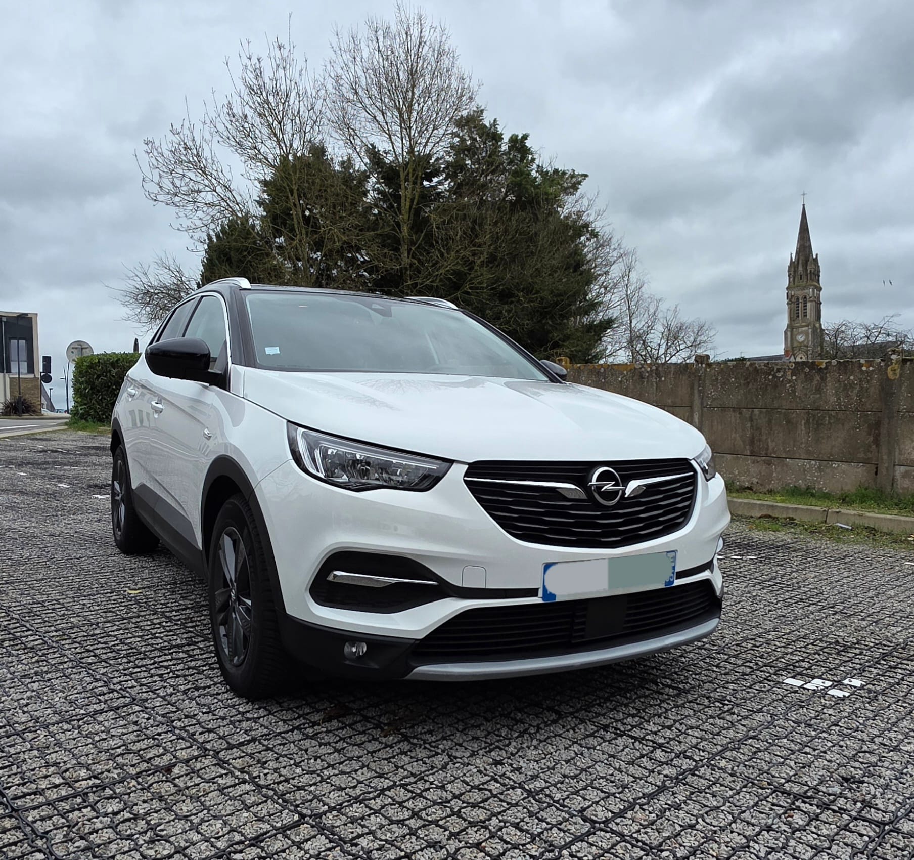 Opel Grandland X, 2021, Essence 95