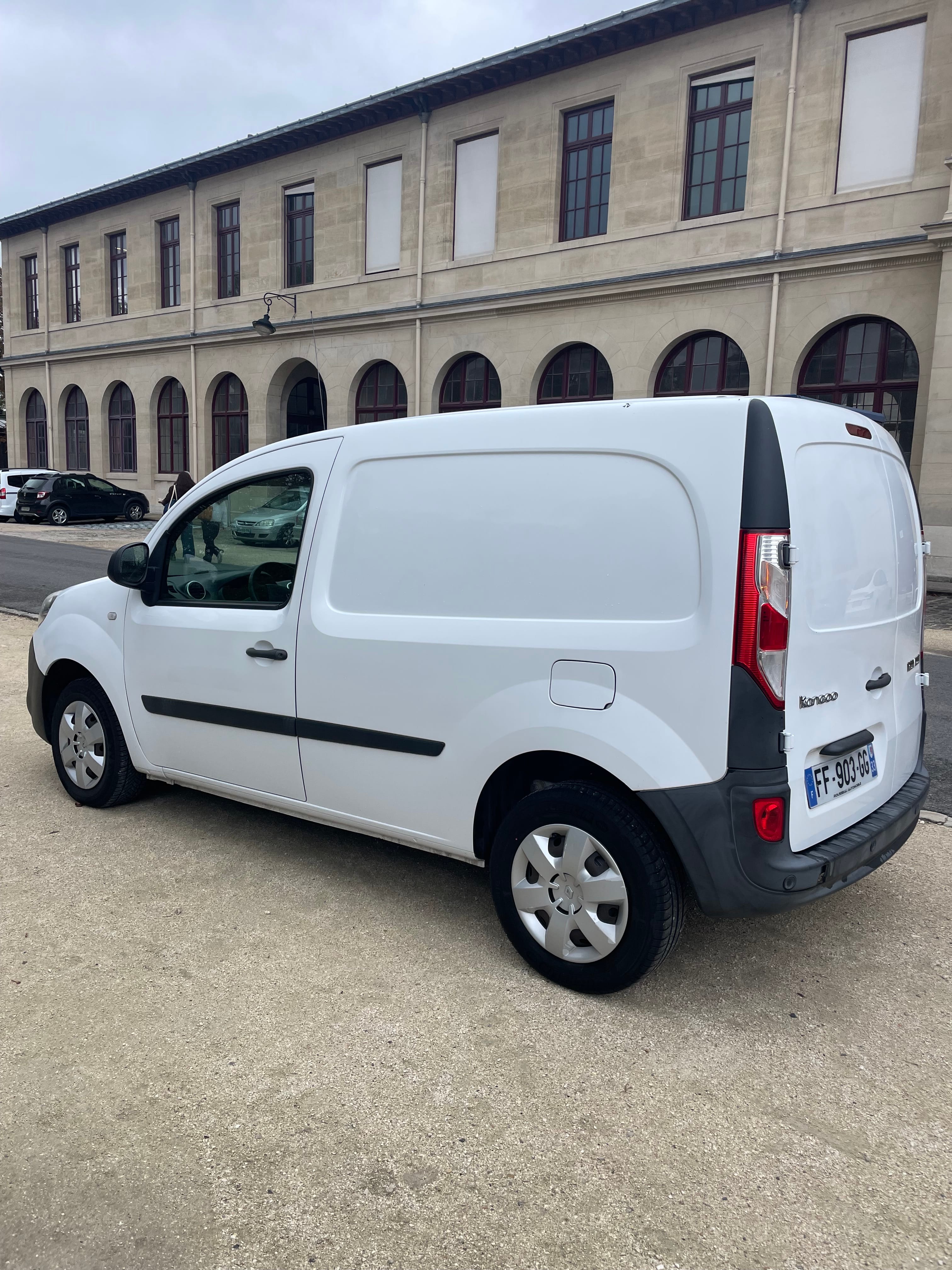 Renault Kangoo Express, 2019, Essence 95