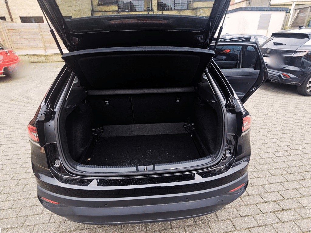 Volkswagen Taigo with Apple CarPlay