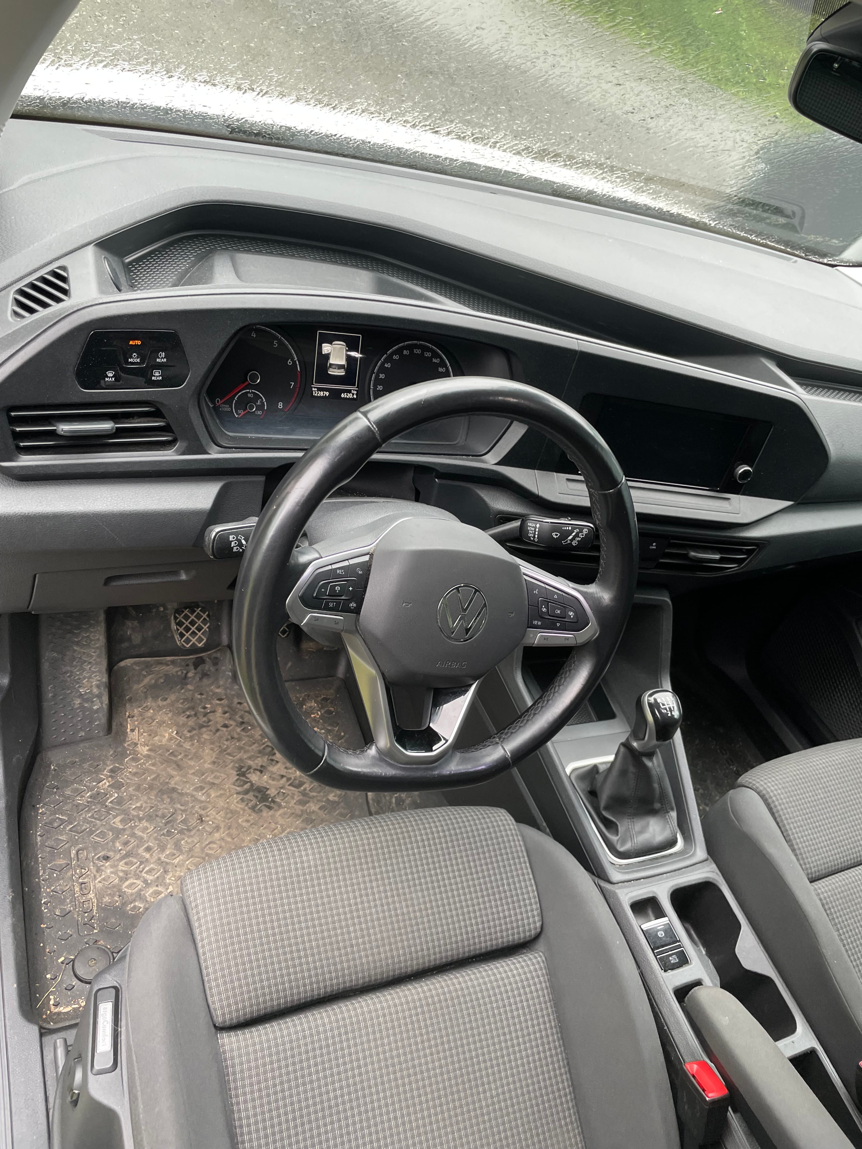 Volkswagen Caddy Maxi Varebil med GPS