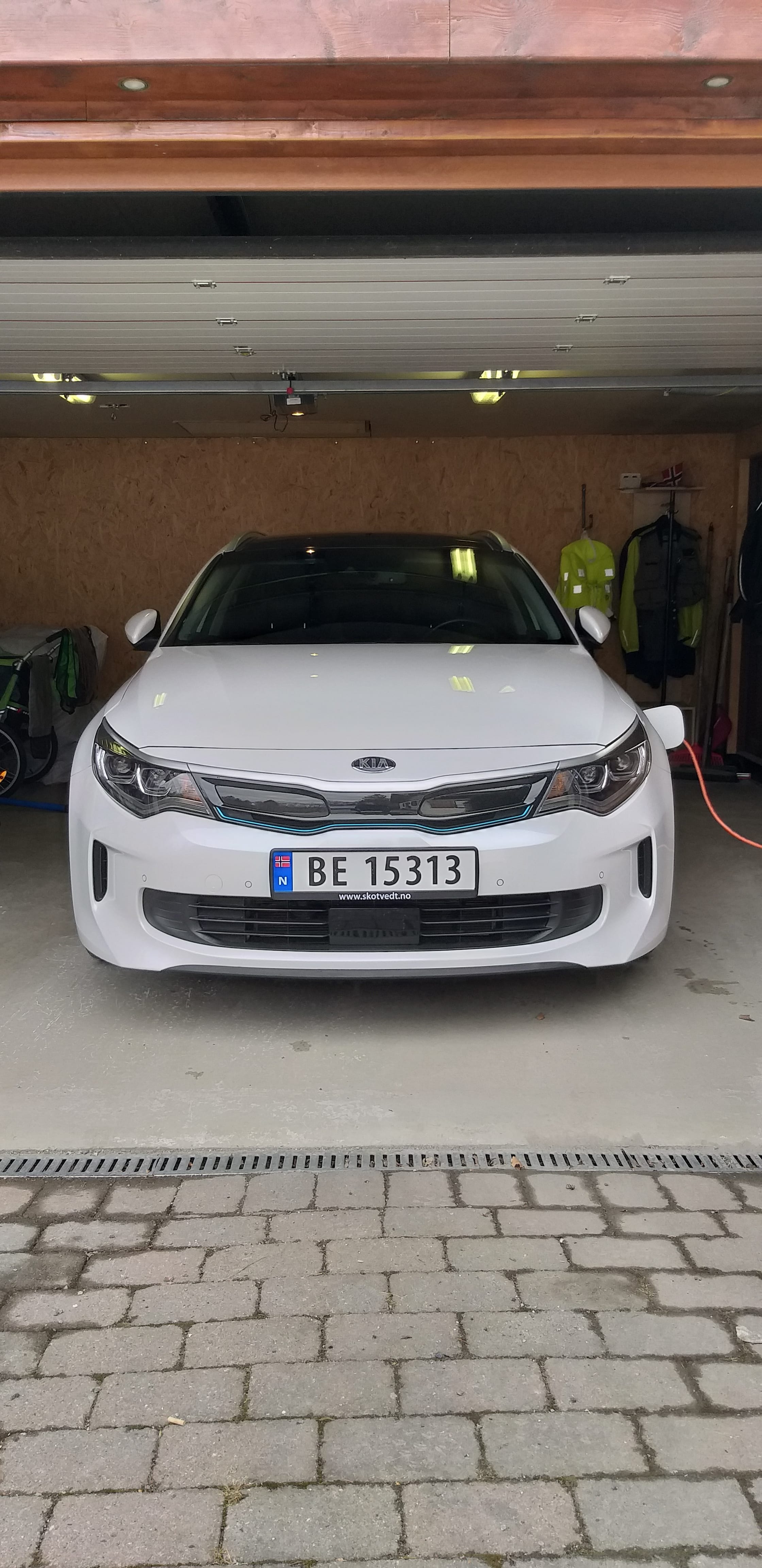 Kia Optima, 2017, Blyfri 95 / Elektrisk (hybrid), automatisk