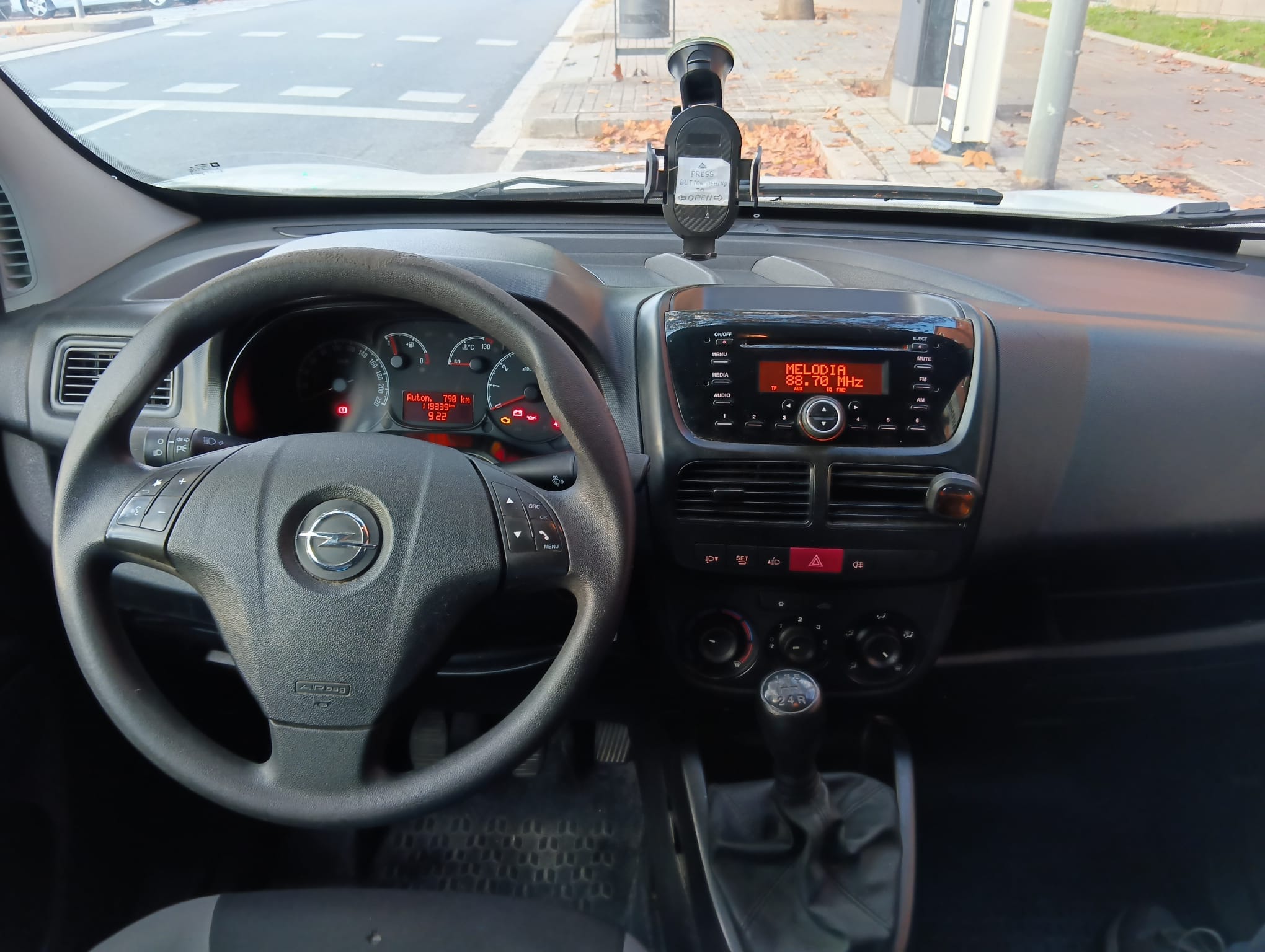 Opel Combo avec Climatisation