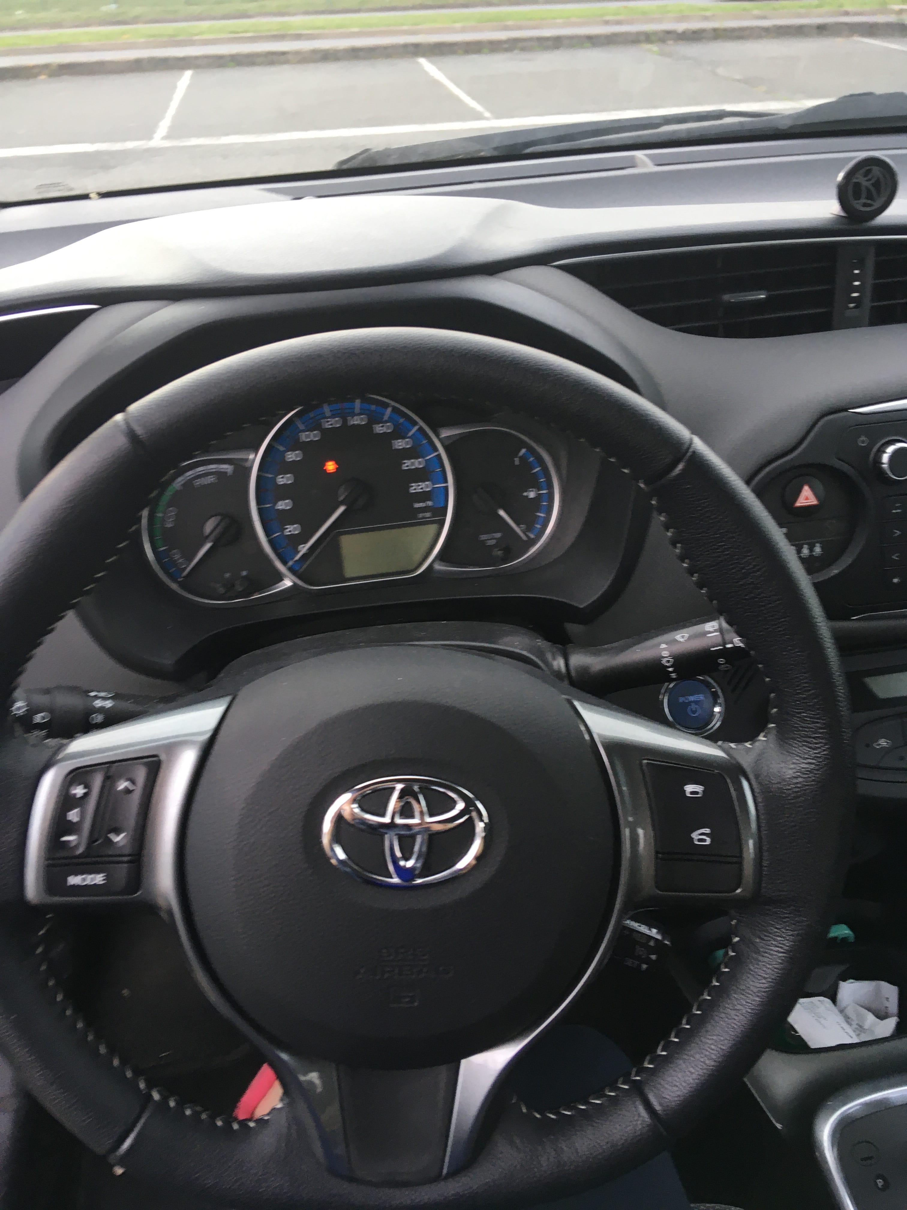 Toyota Yaris Hybride