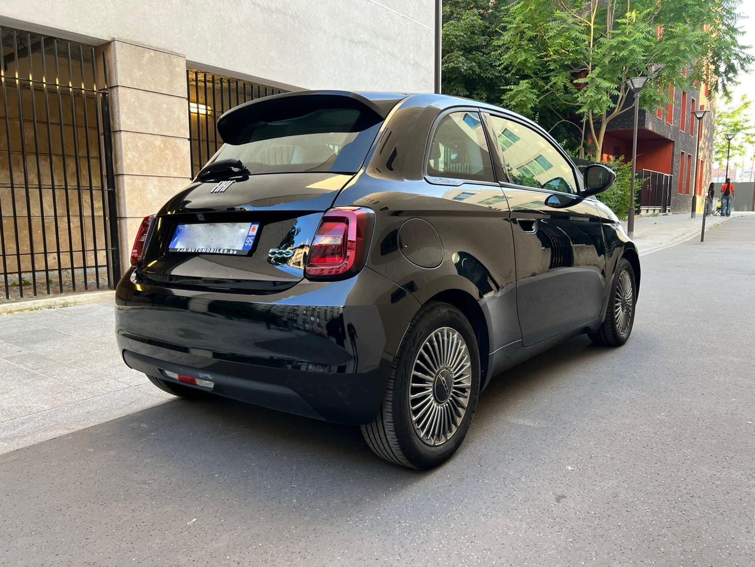 Fiat 500e  Icône 42 kWh 118ch – élégante, automatique, parfaite en milieu urbain avec GPS