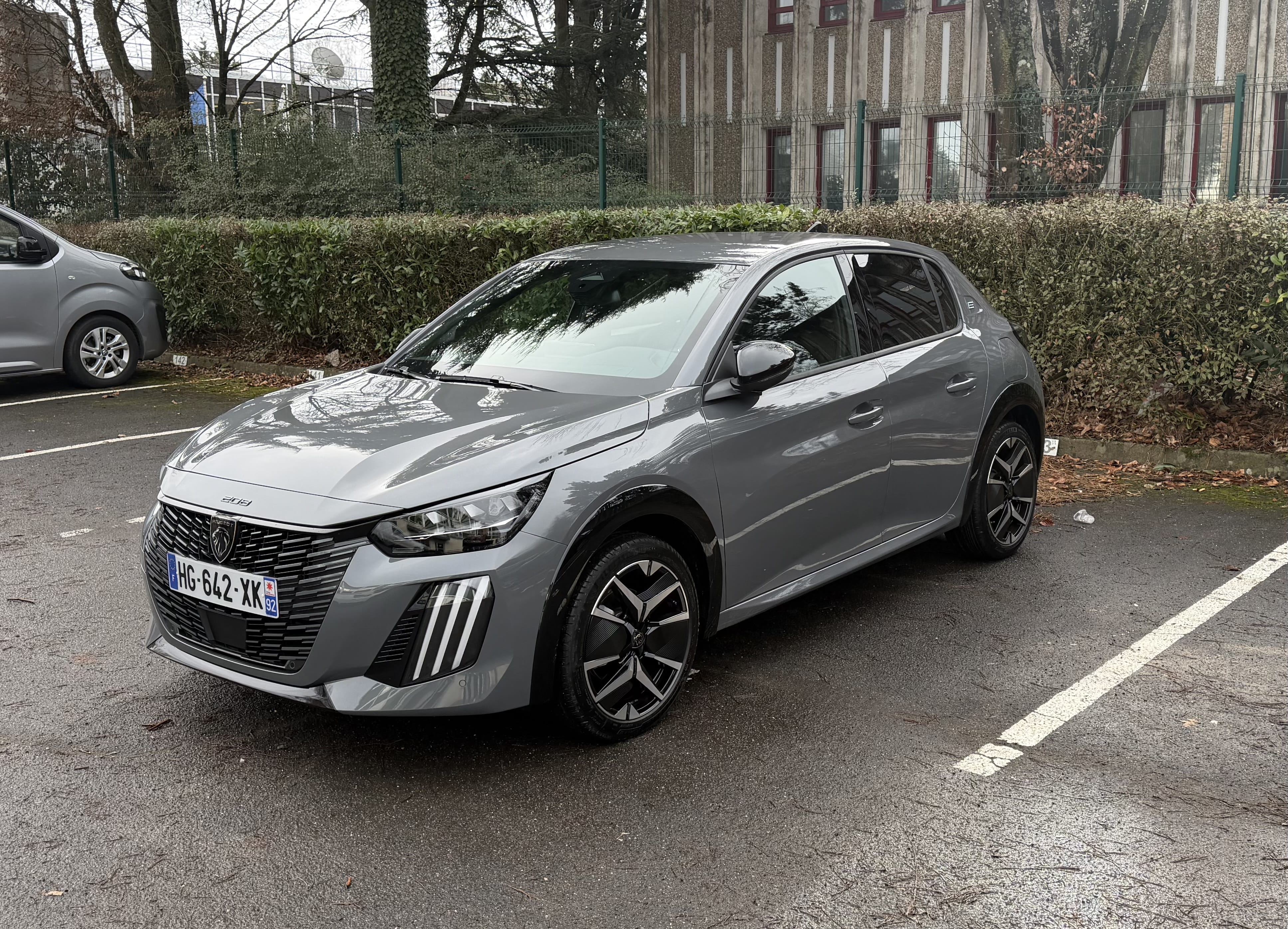 Peugeot e-208 GT, 2025, Électrique, automatique