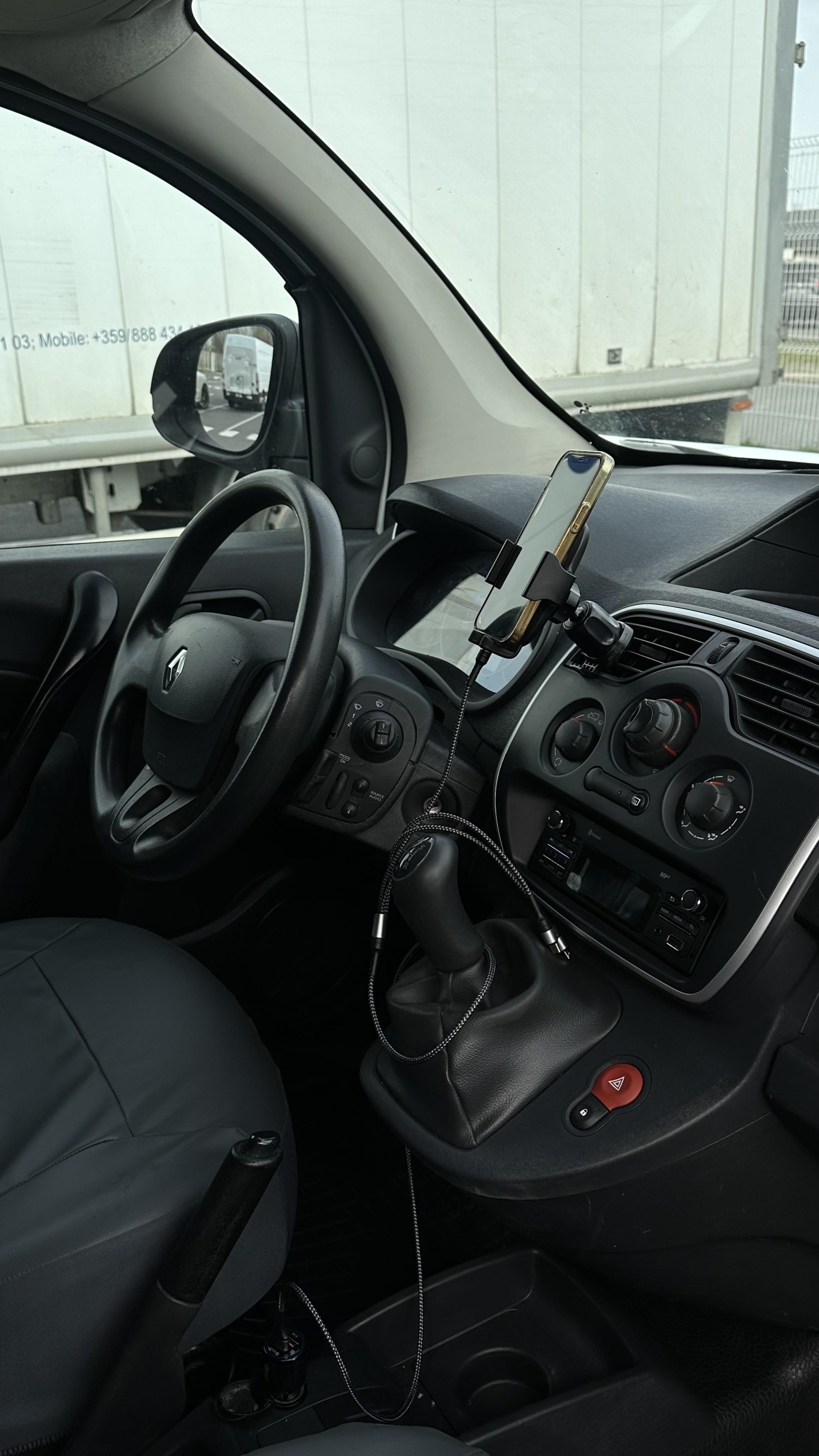 Renault Kangoo Express avec Coffre de toit