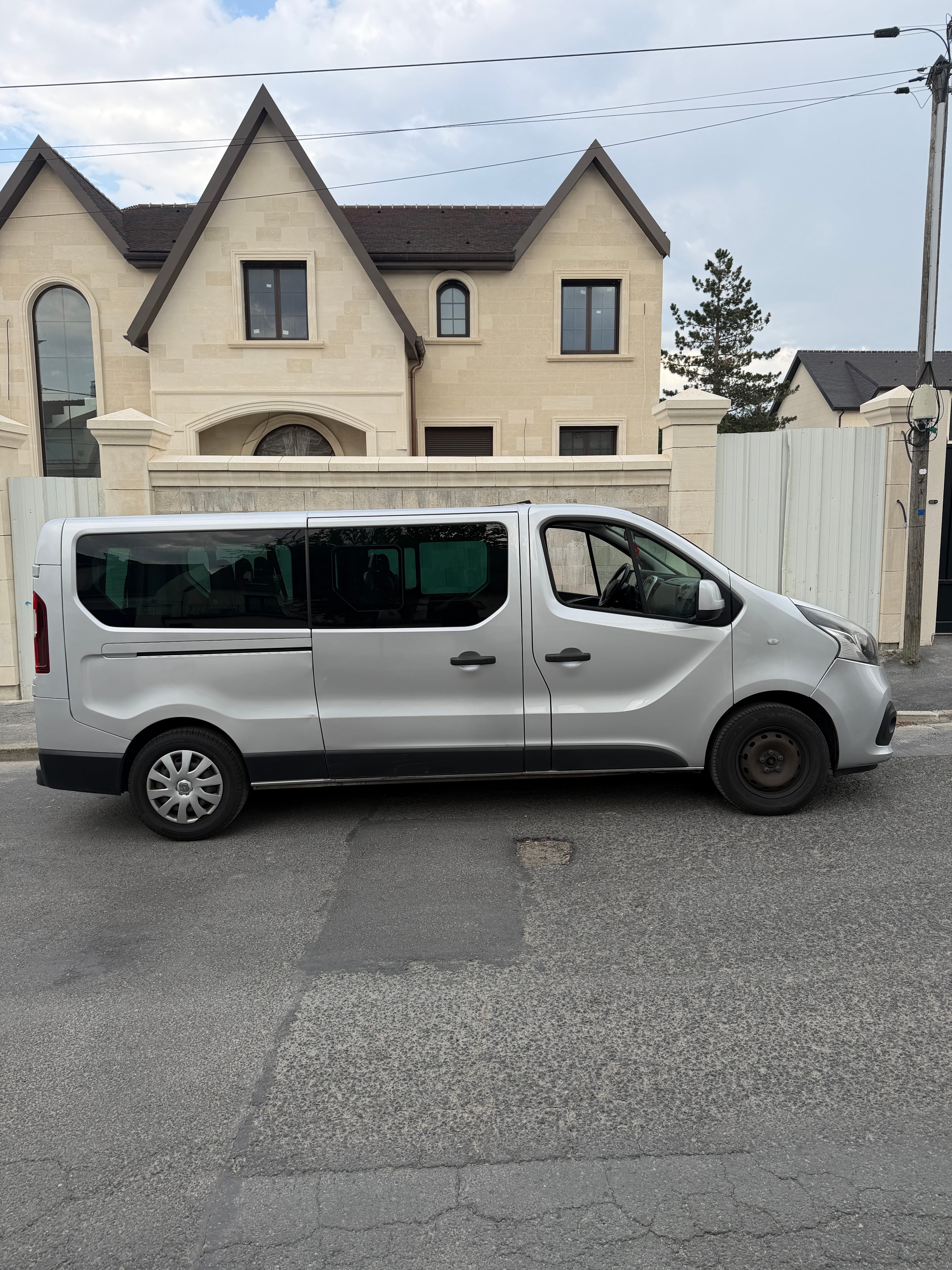 Renault Trafic Passenger avec Climatisation