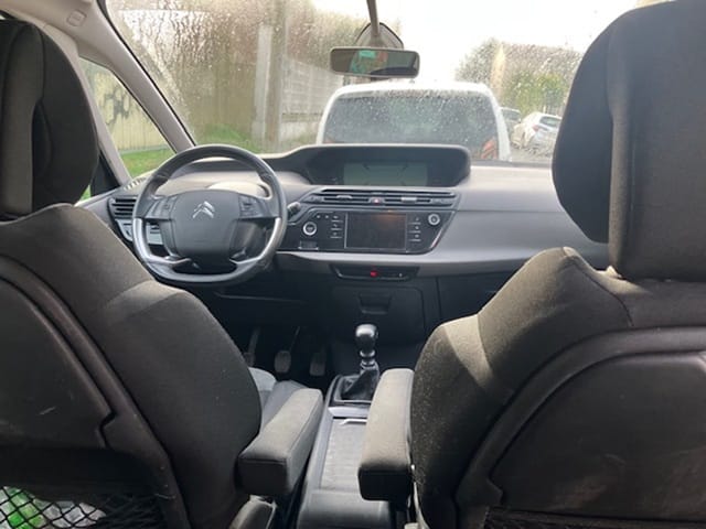 Citroen C4 Grand Spacetourer avec Siège bébé