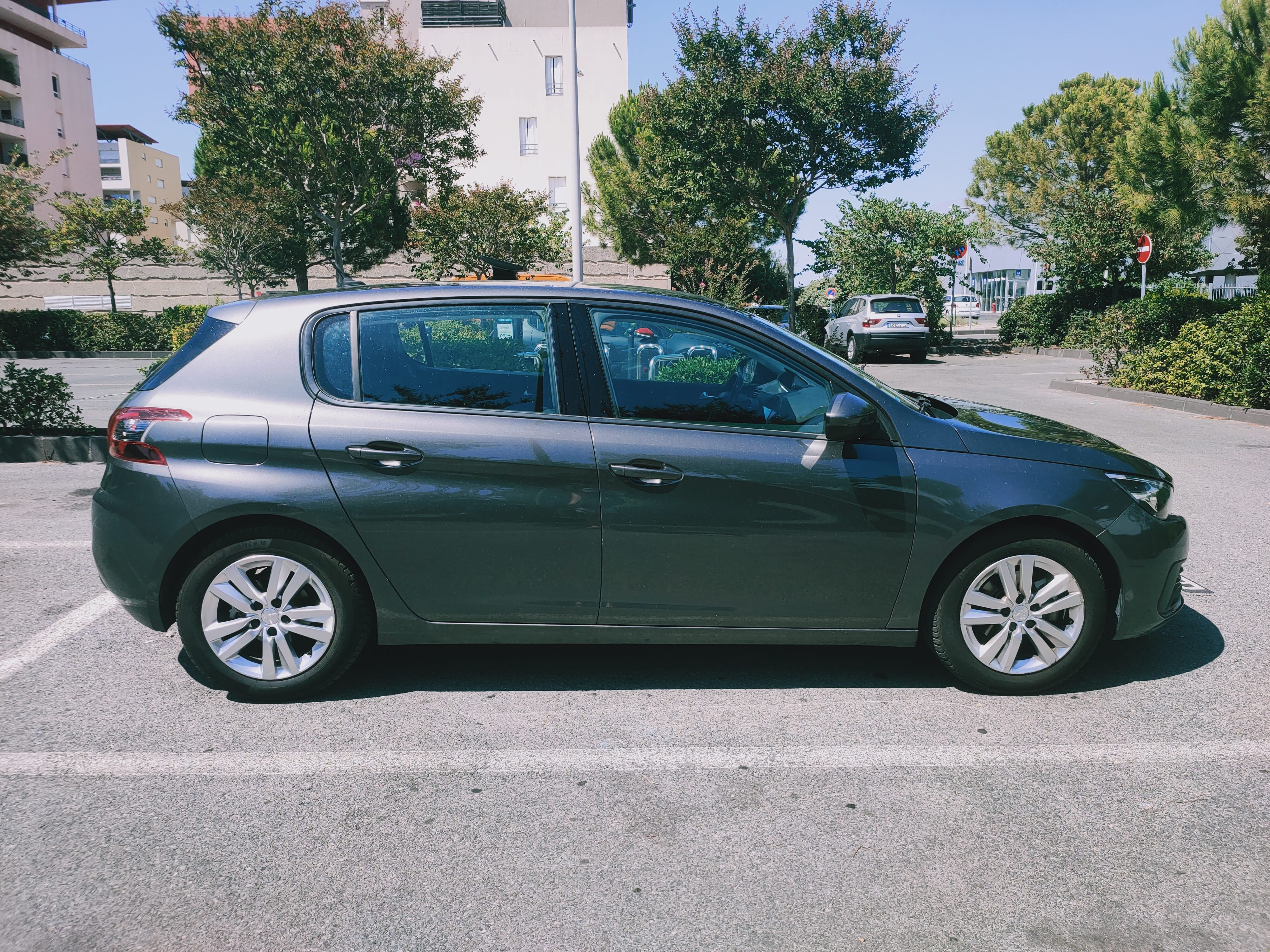 Peugeot 308 avec Climatisation