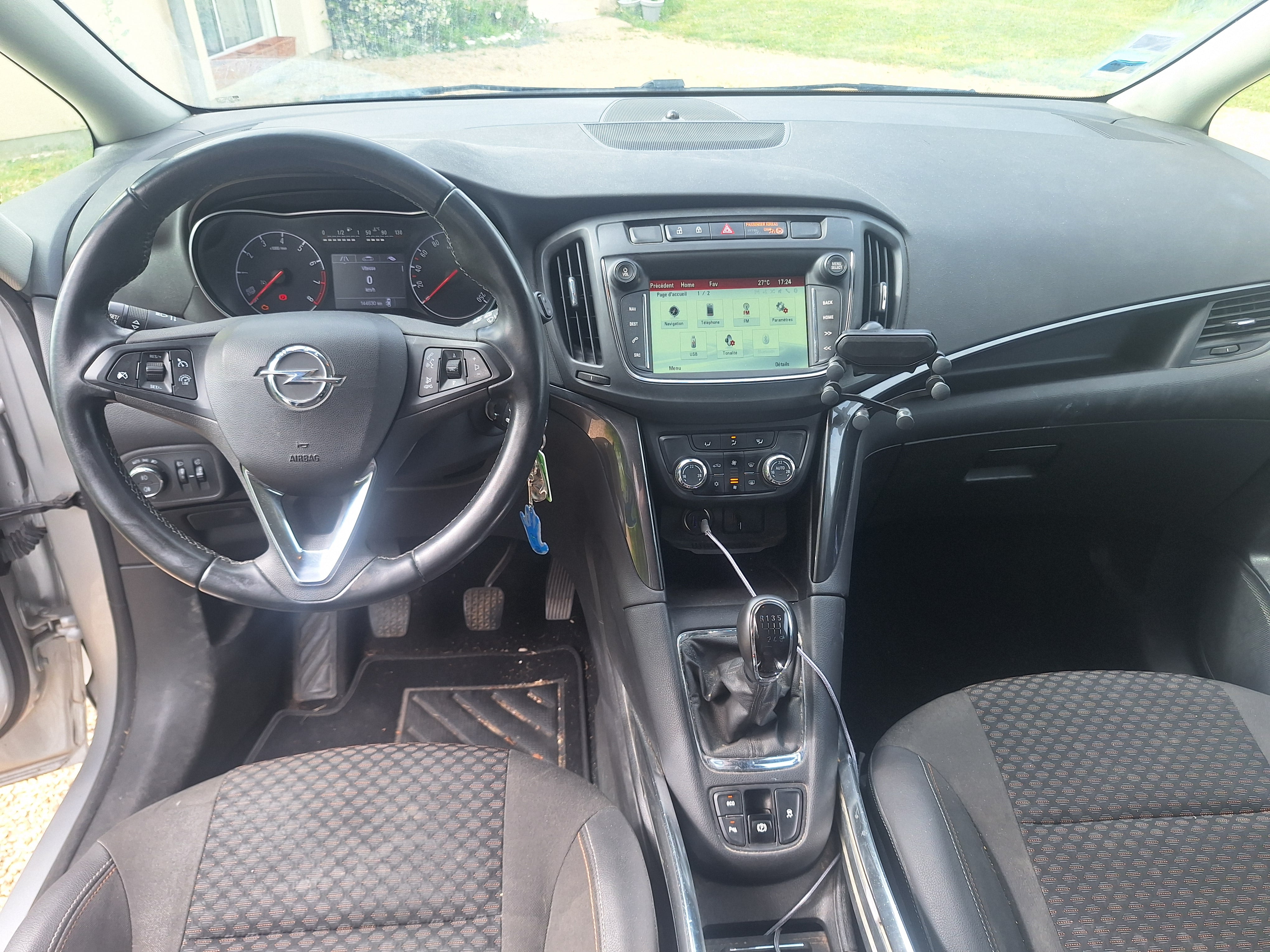 Opel Zafira C , 7 places Ethanol E85 Flexfuel Turbo 140 cv avec Régulateur de vitesse