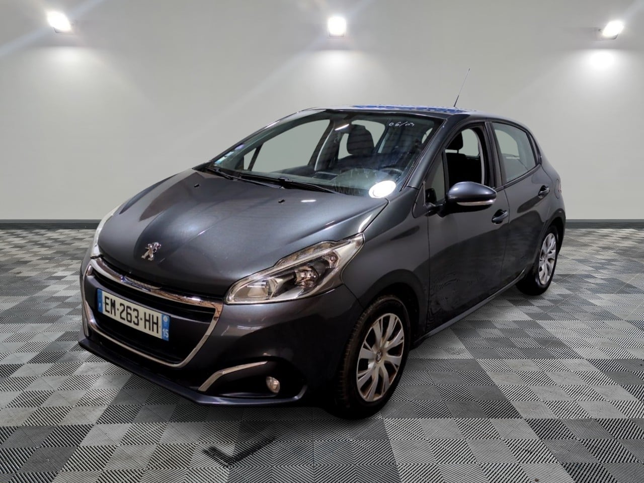 Peugeot 208, 2017, Essence 95
