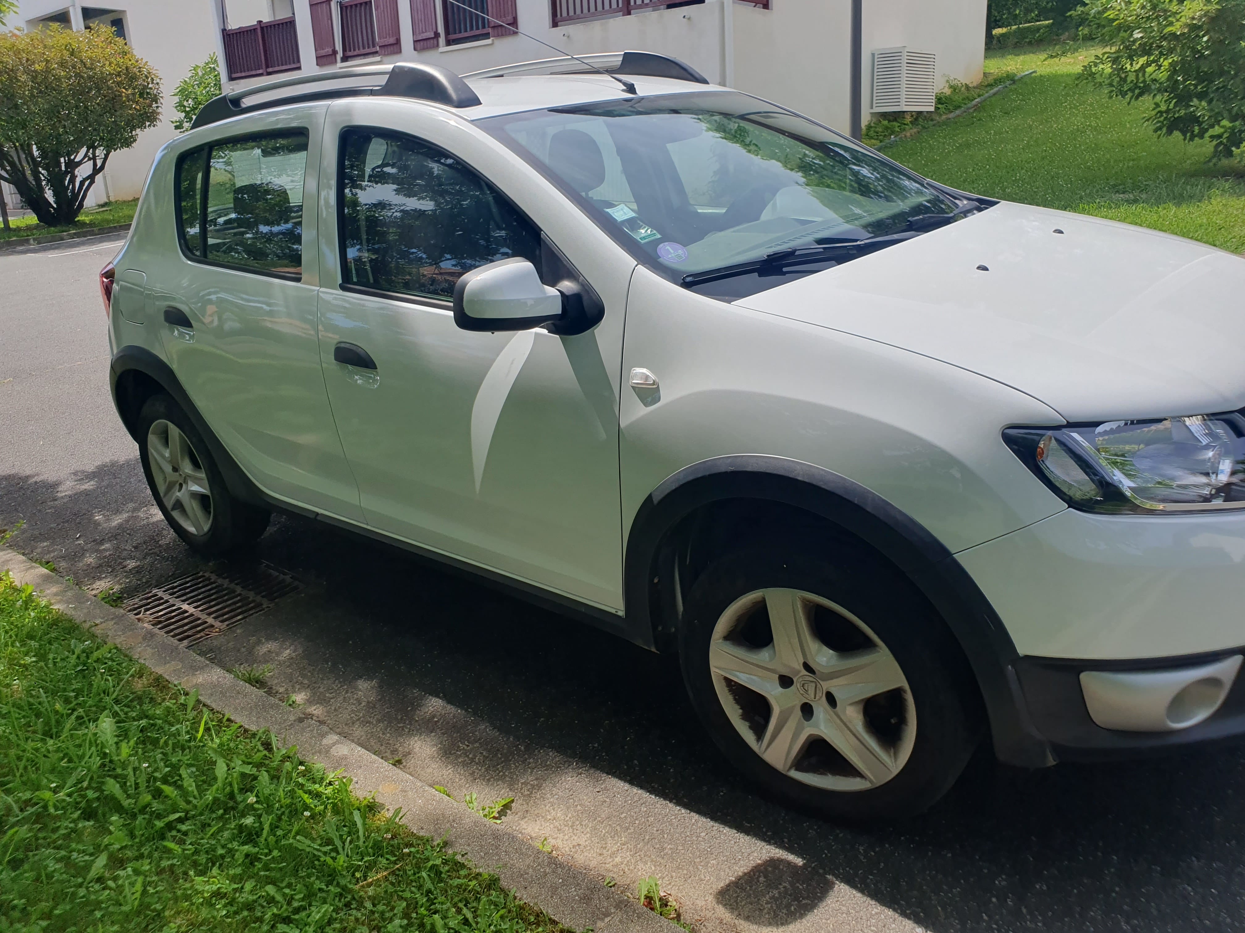 Dacia Sandero avec Climatisation