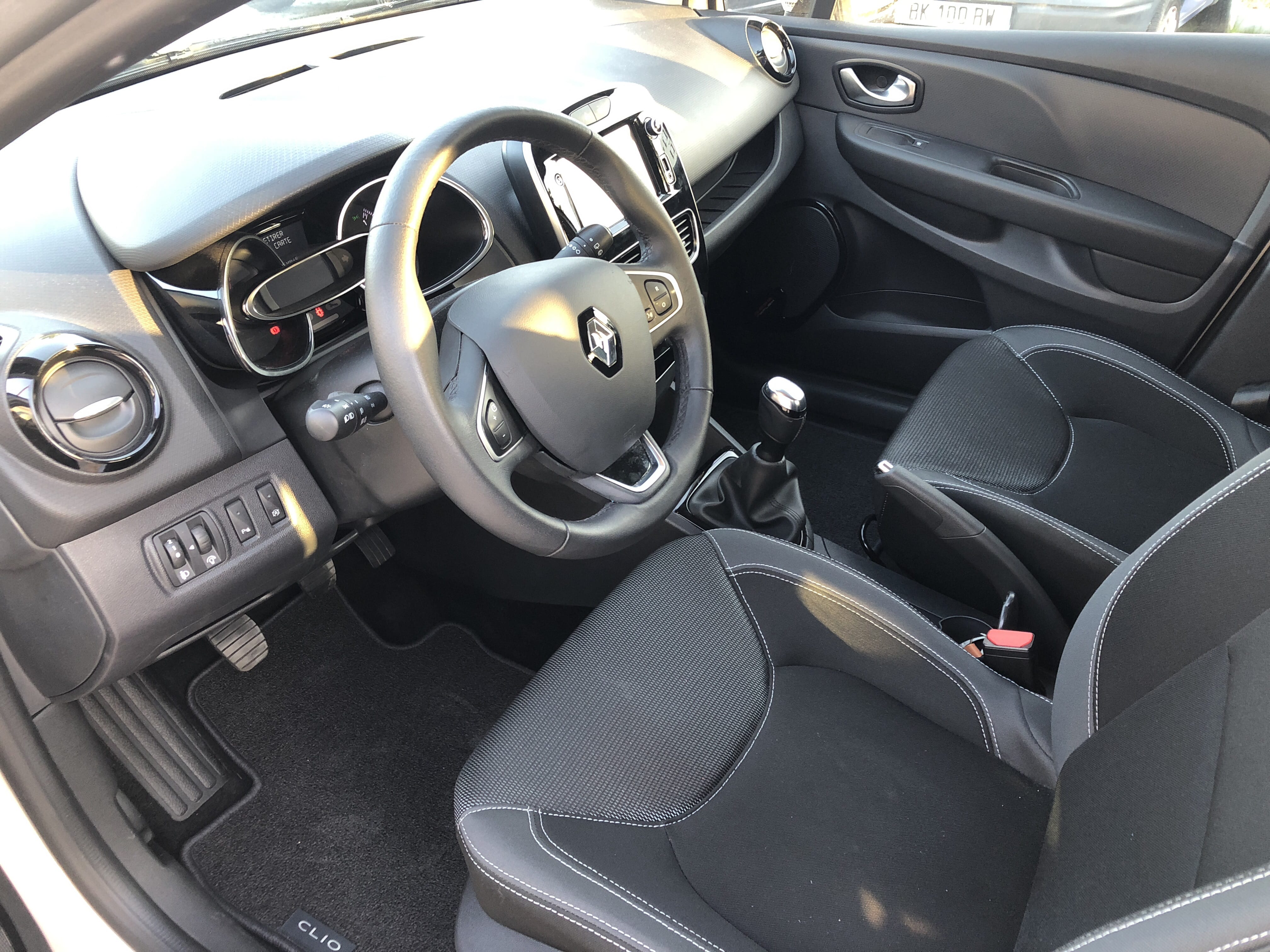 Renault Clio avec Porte-vélos