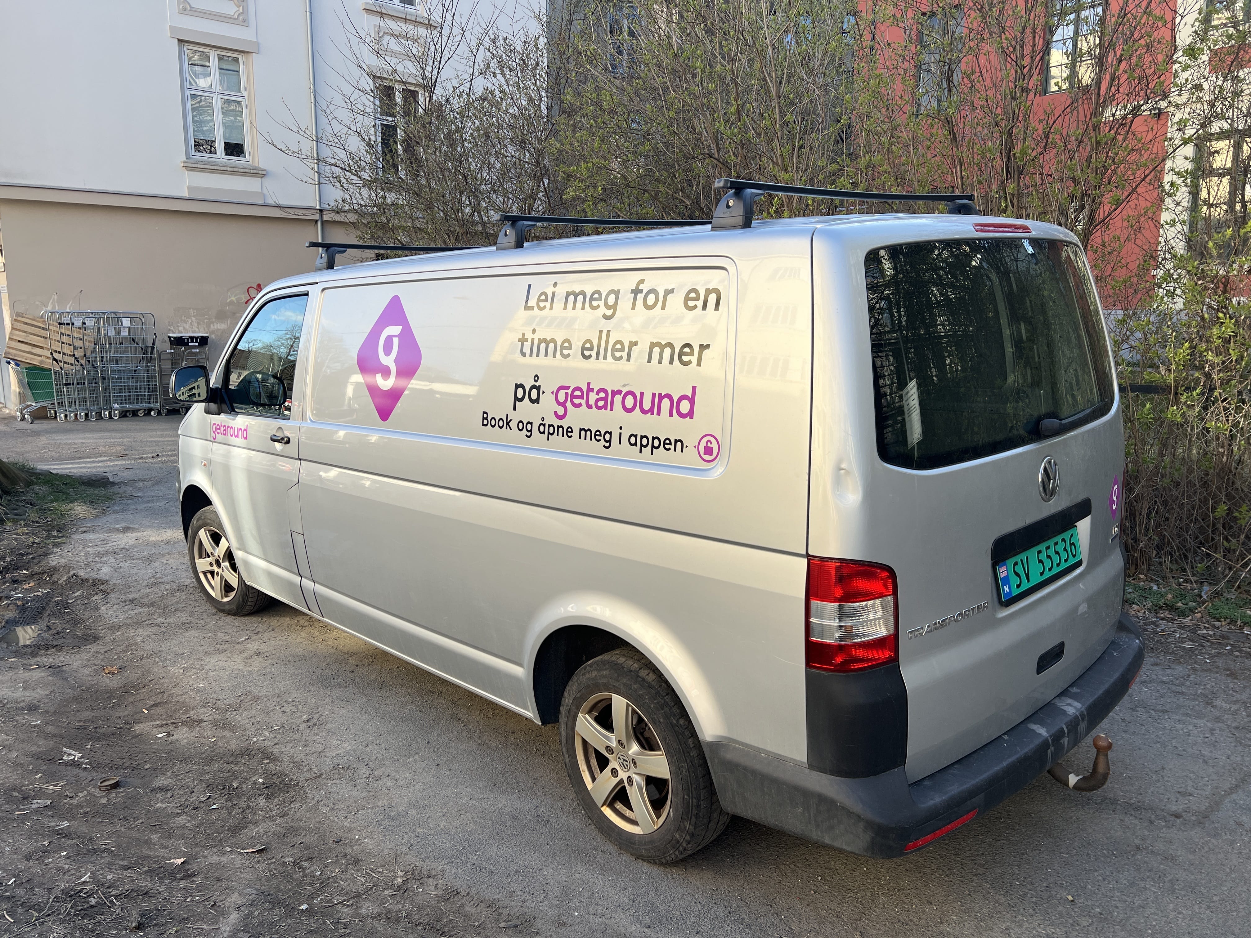 Volkswagen Transporter with Audio / iPod input