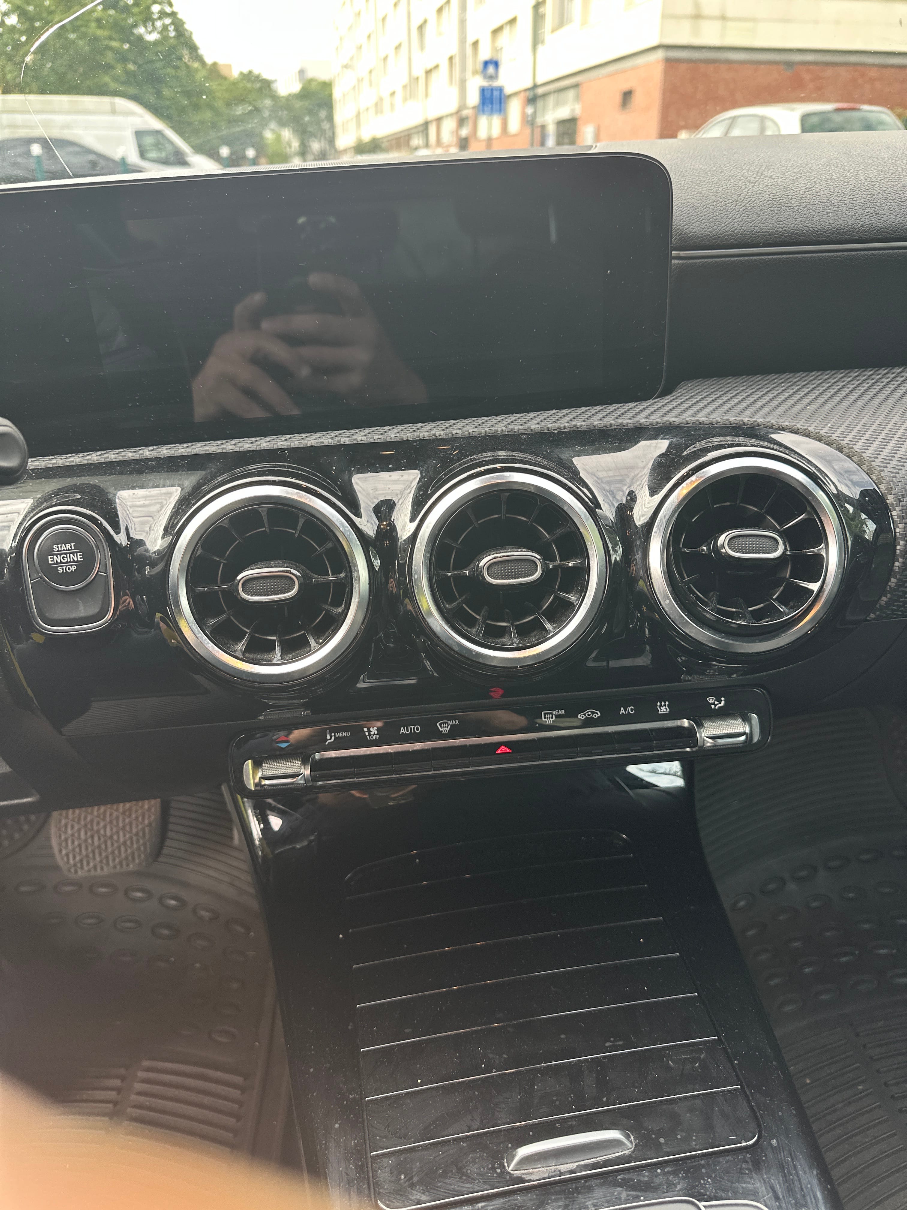 Mercedes-Benz Classe A 250 e avec Régulateur de vitesse