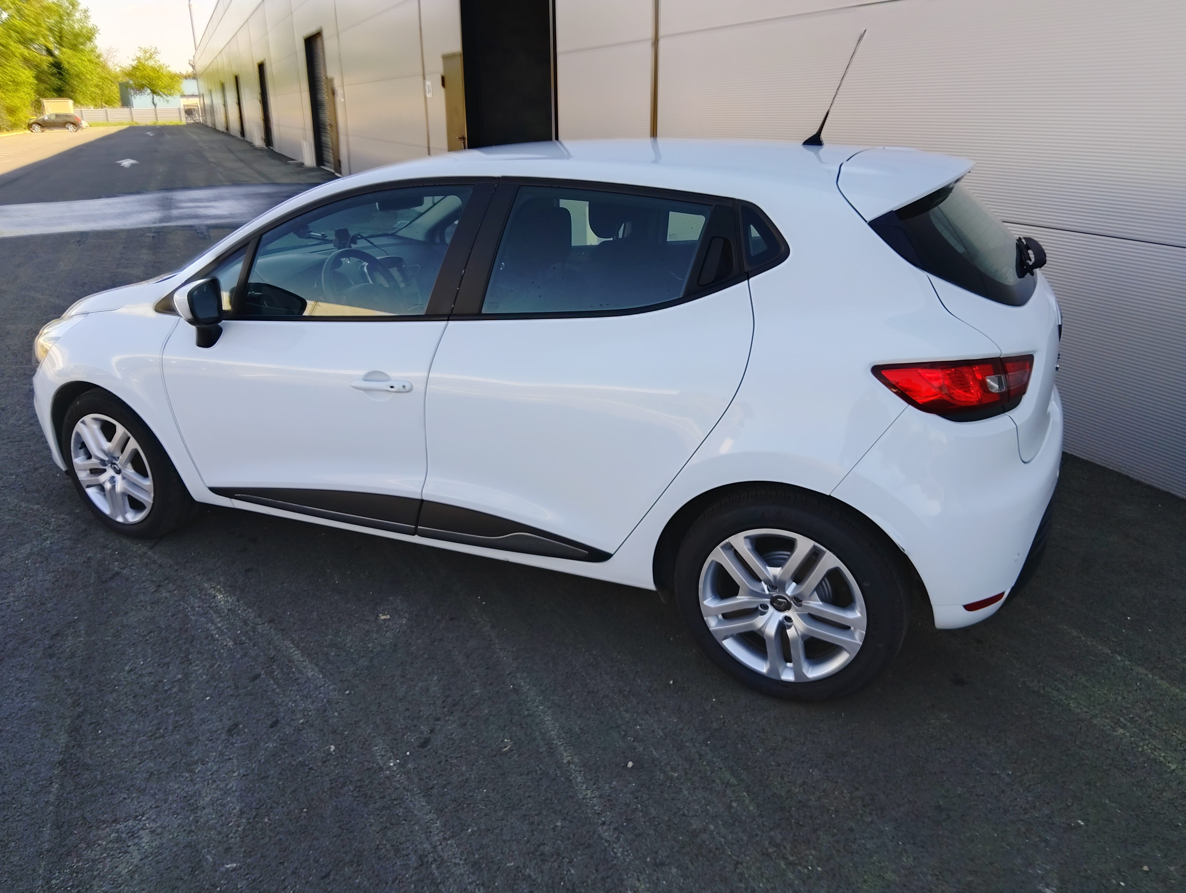 Renault Clio 0,9 TCE 90ch avec Climatisation