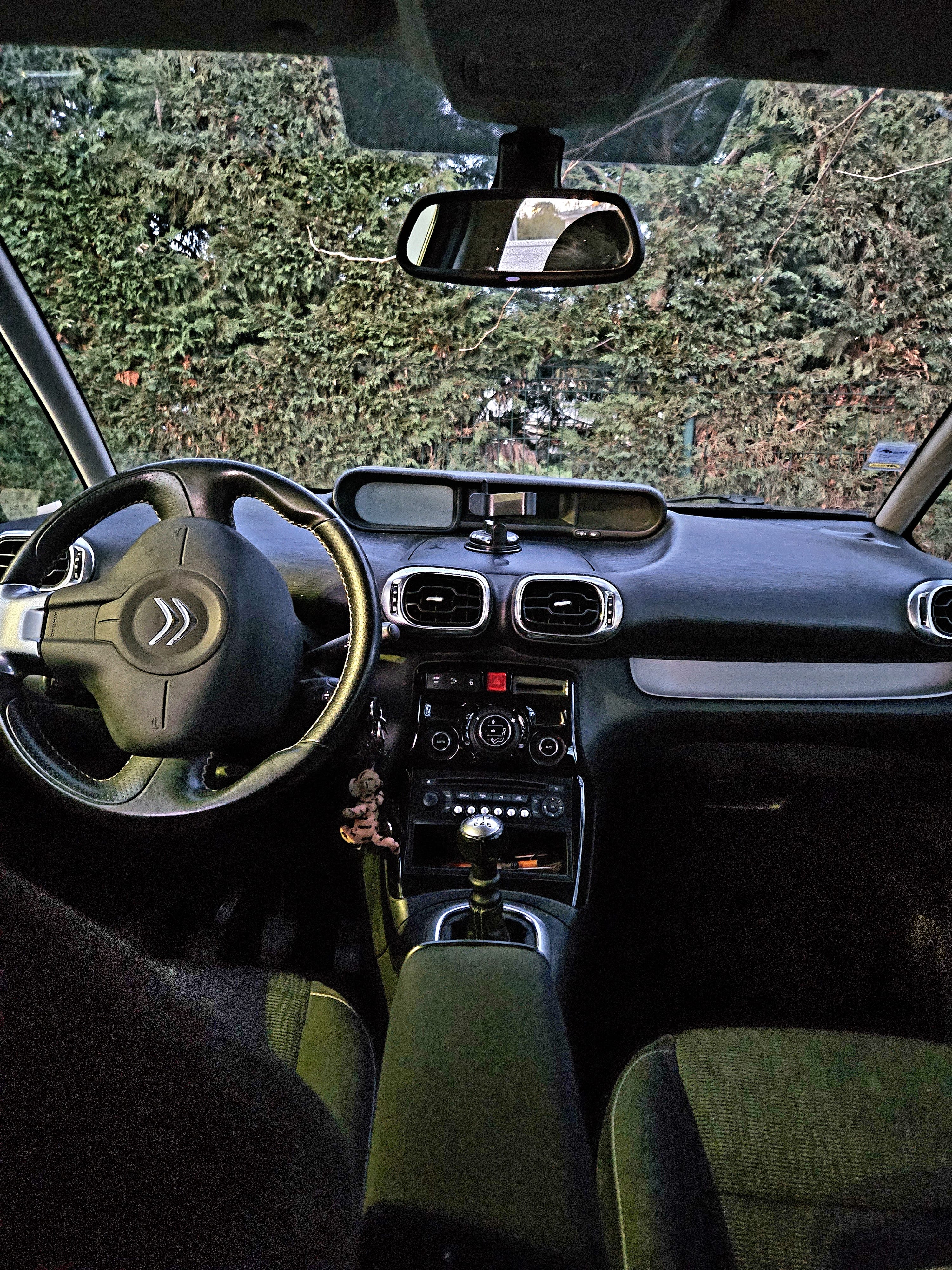 Citroen C3 Picasso avec GPS