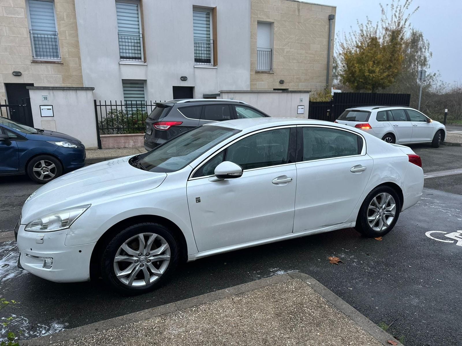 Peugeot 508 avec Climatisation