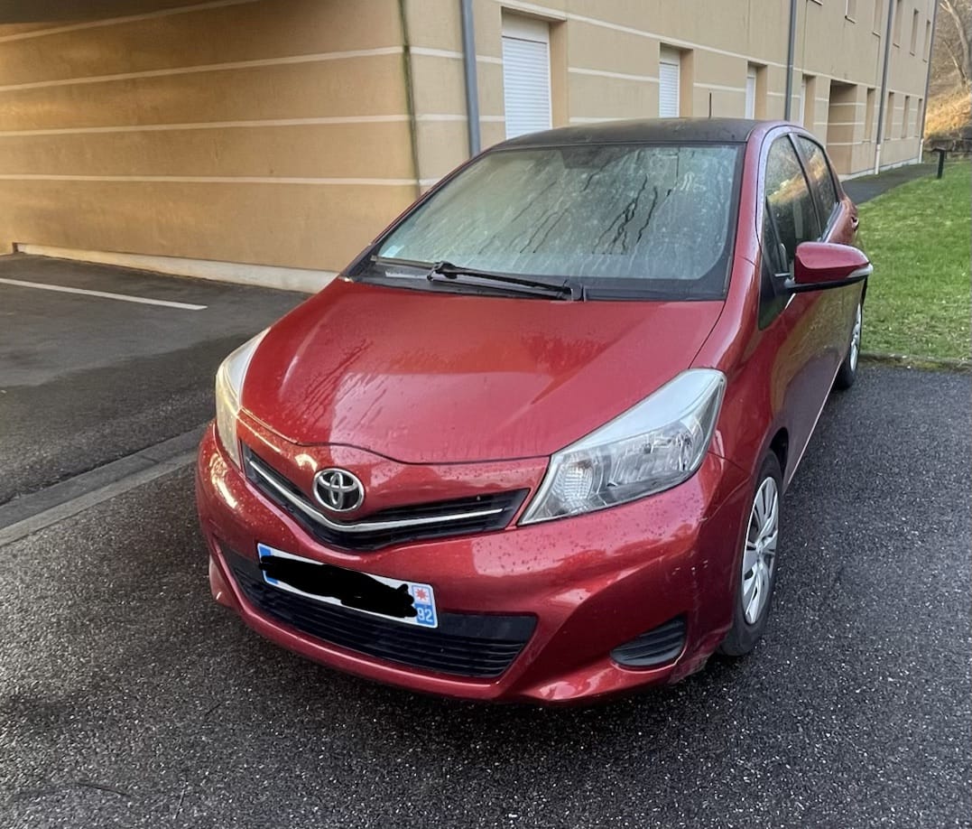 Toyota Yaris, 2012, Essence 95