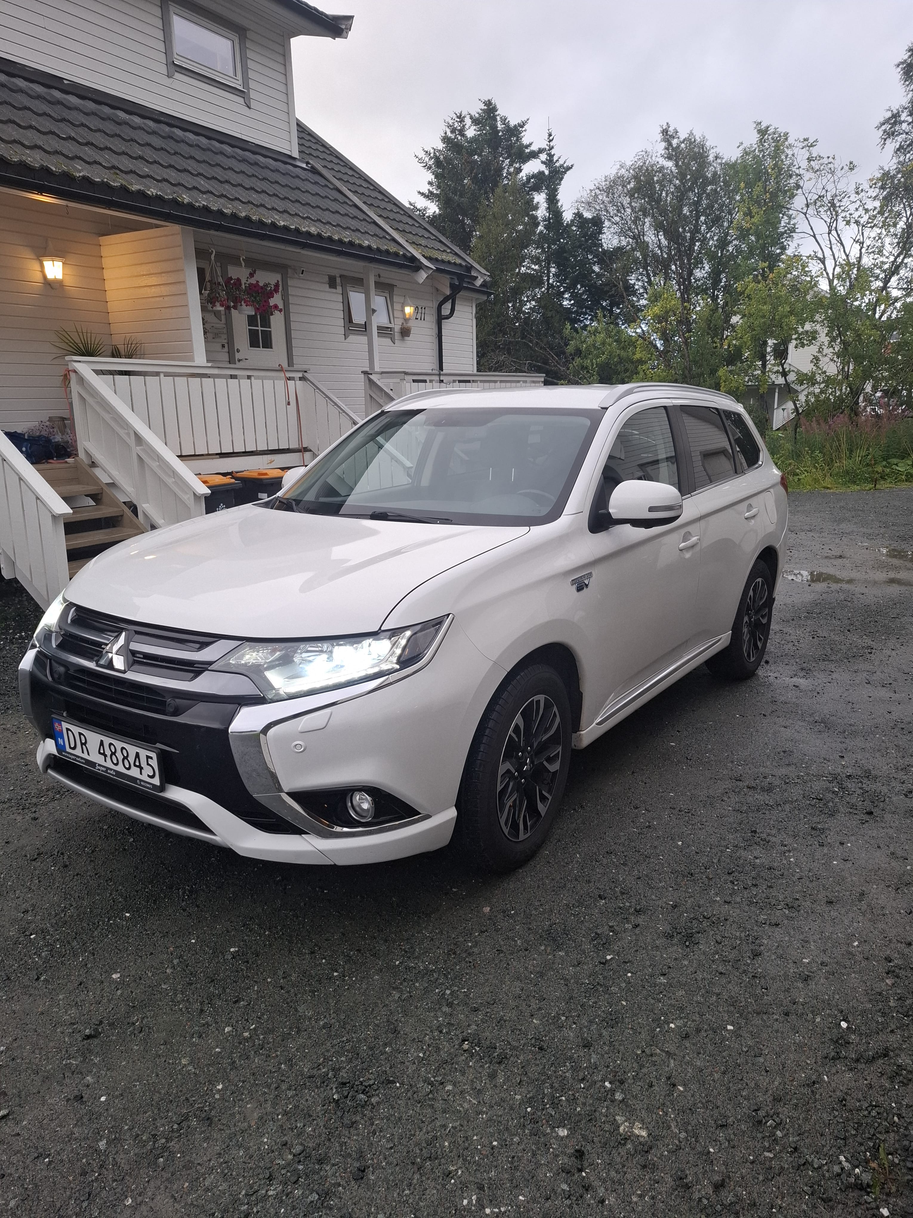 Mitsubishi Outlander med Aircondition