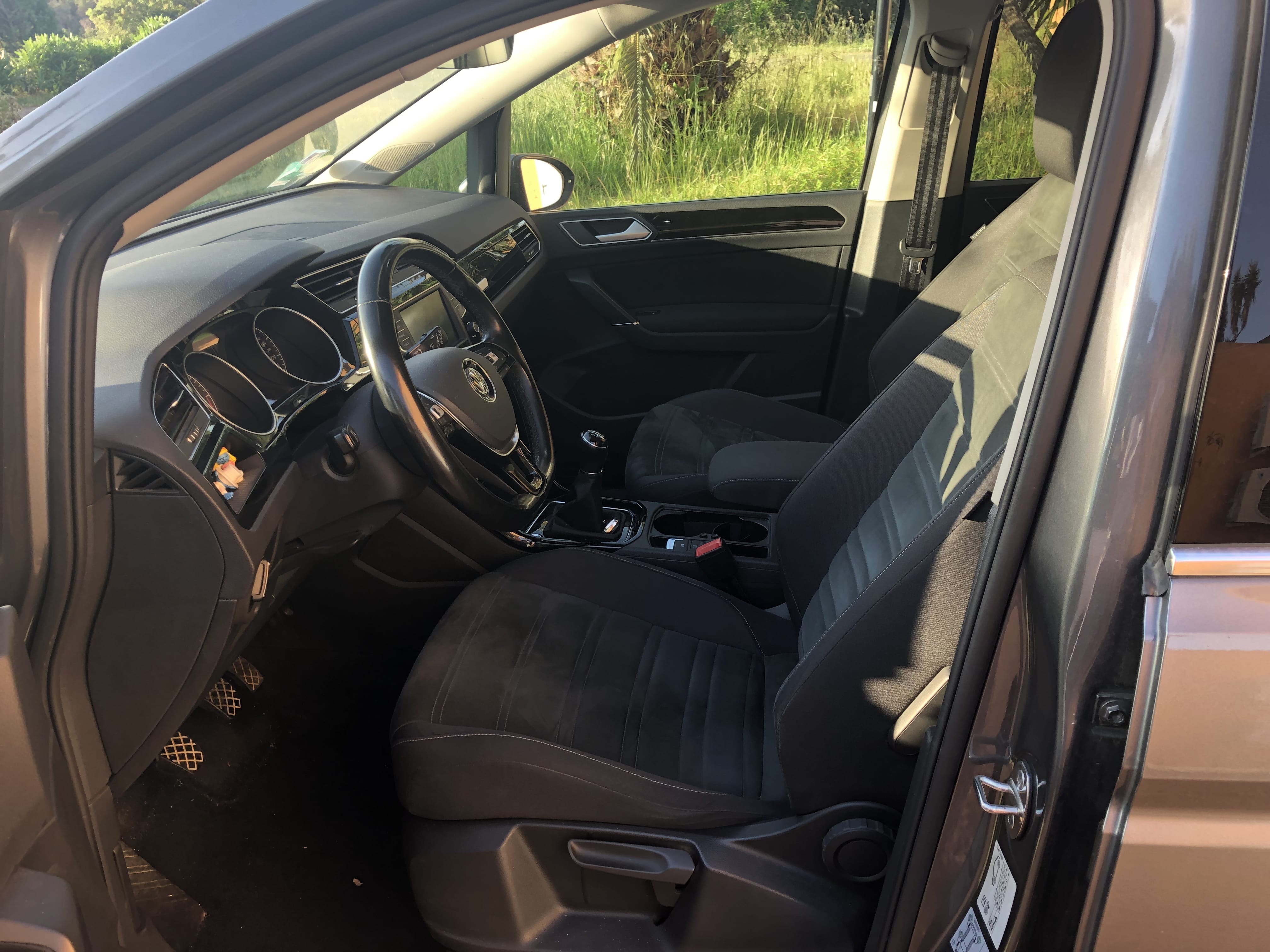 Volkswagen Touran avec Entrée audio / iPod