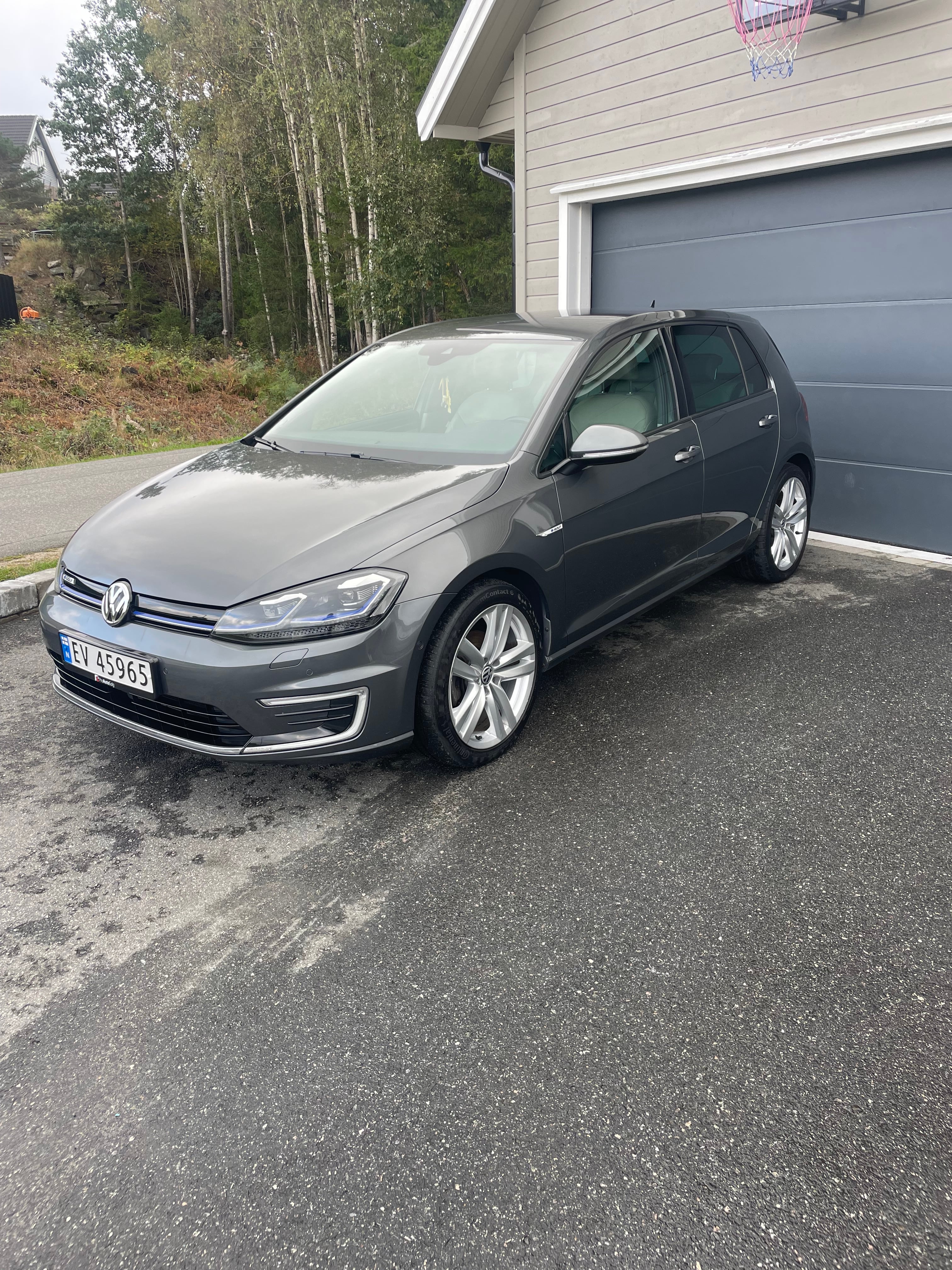 Volkswagen e-Golf, 2019, Elektrisk, automatisk