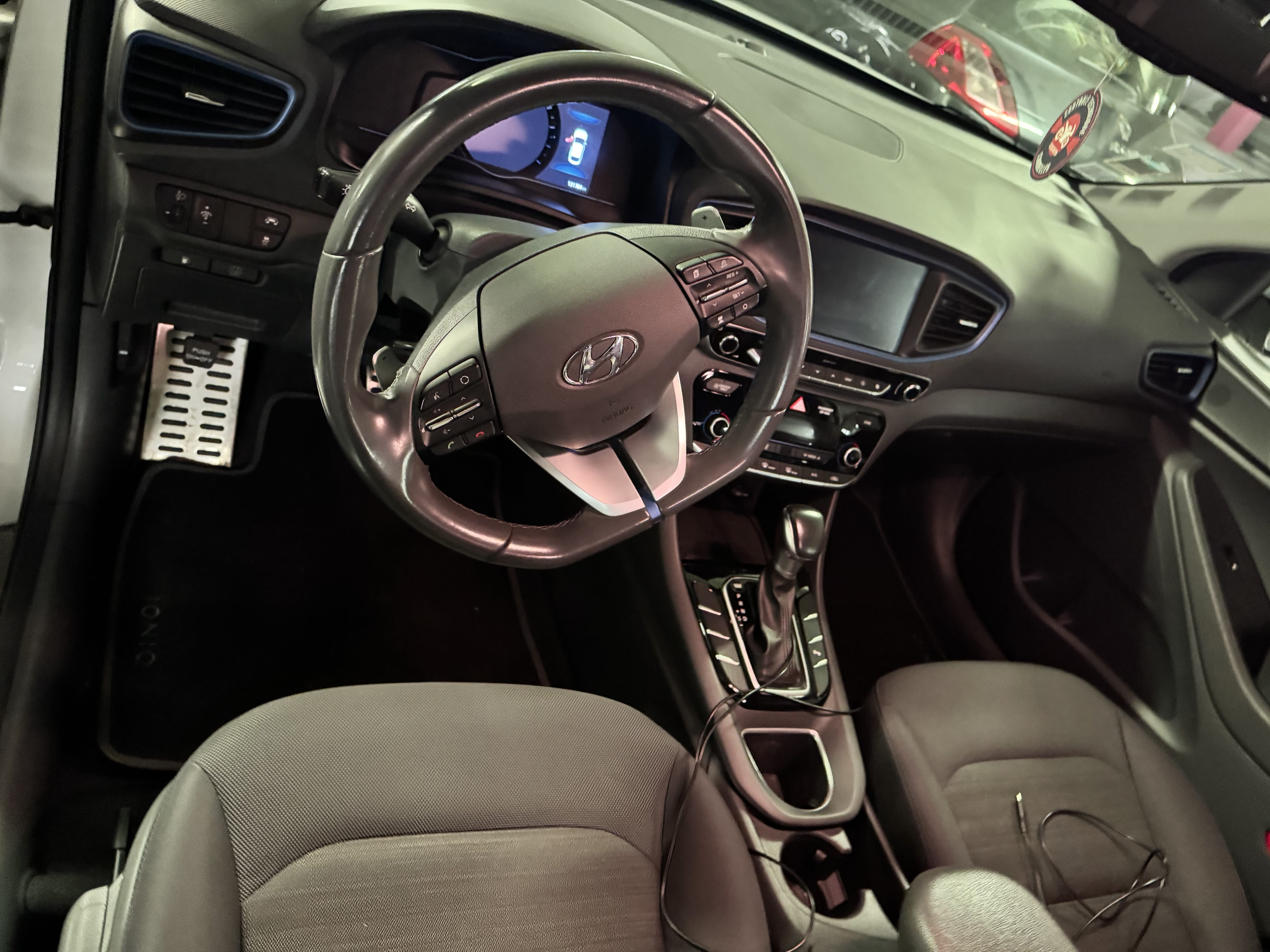 Hyundai Ioniq