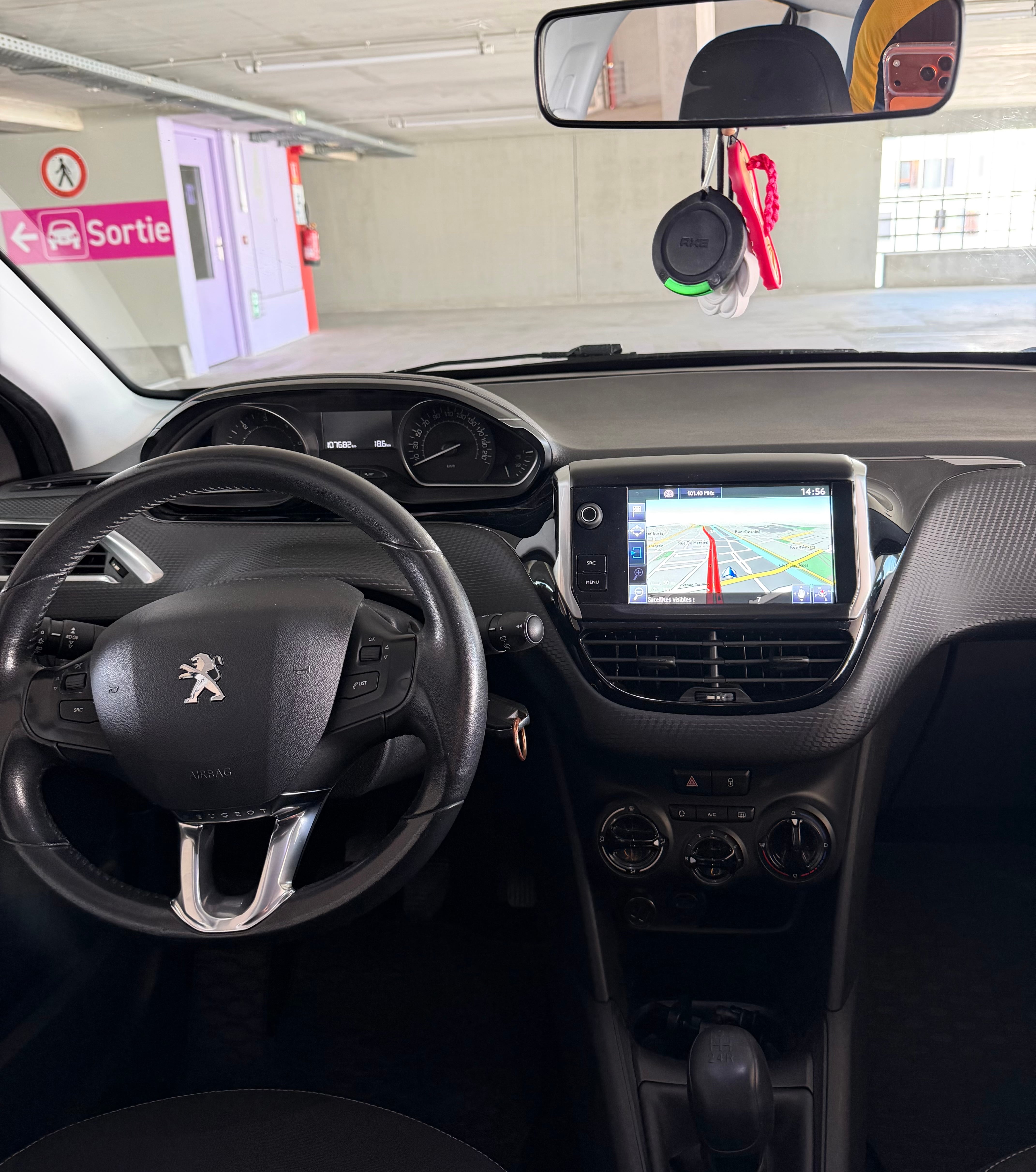 Peugeot 208 avec Régulateur de vitesse