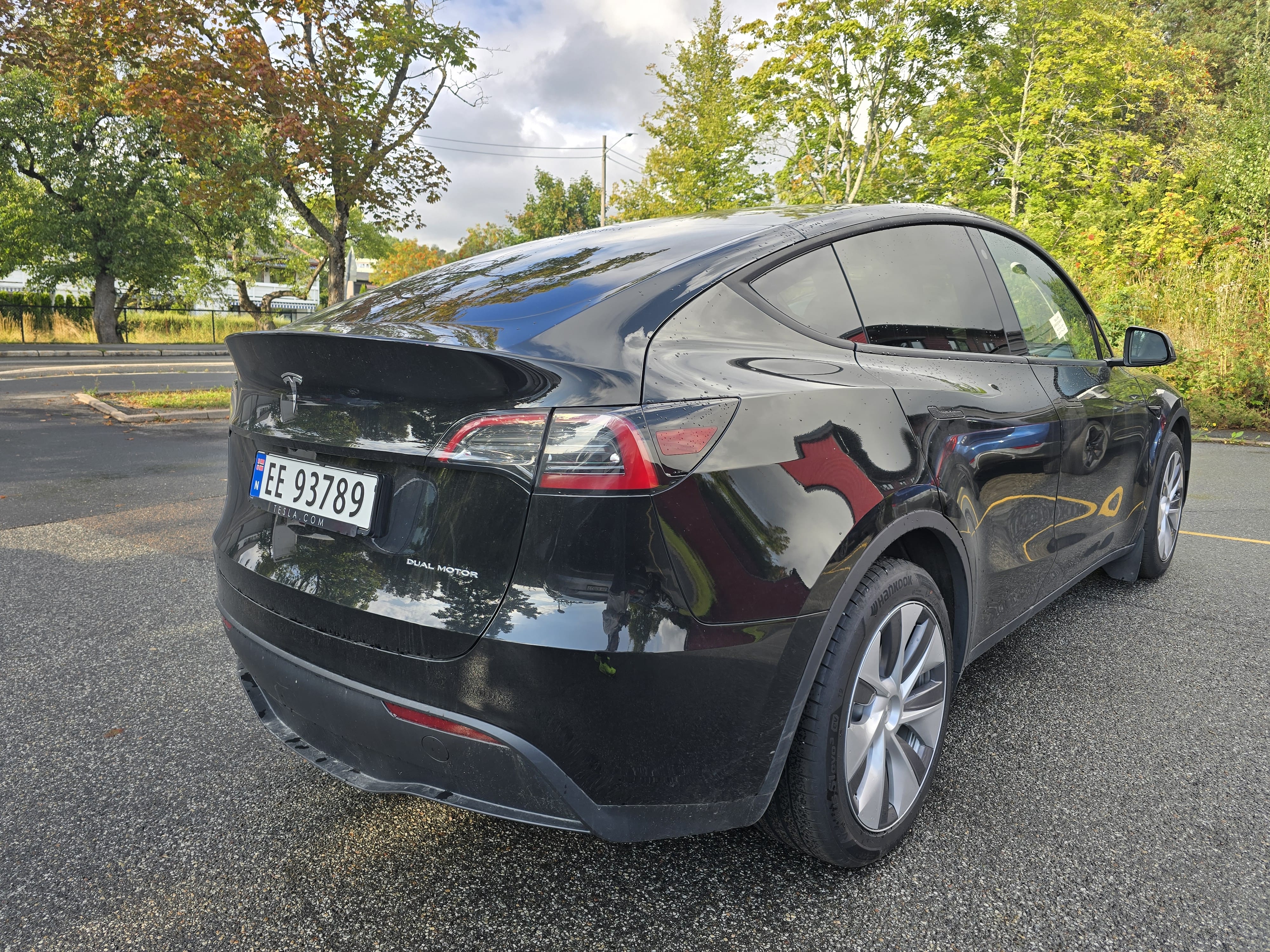 Tesla Model Y Long Range med Dashcam