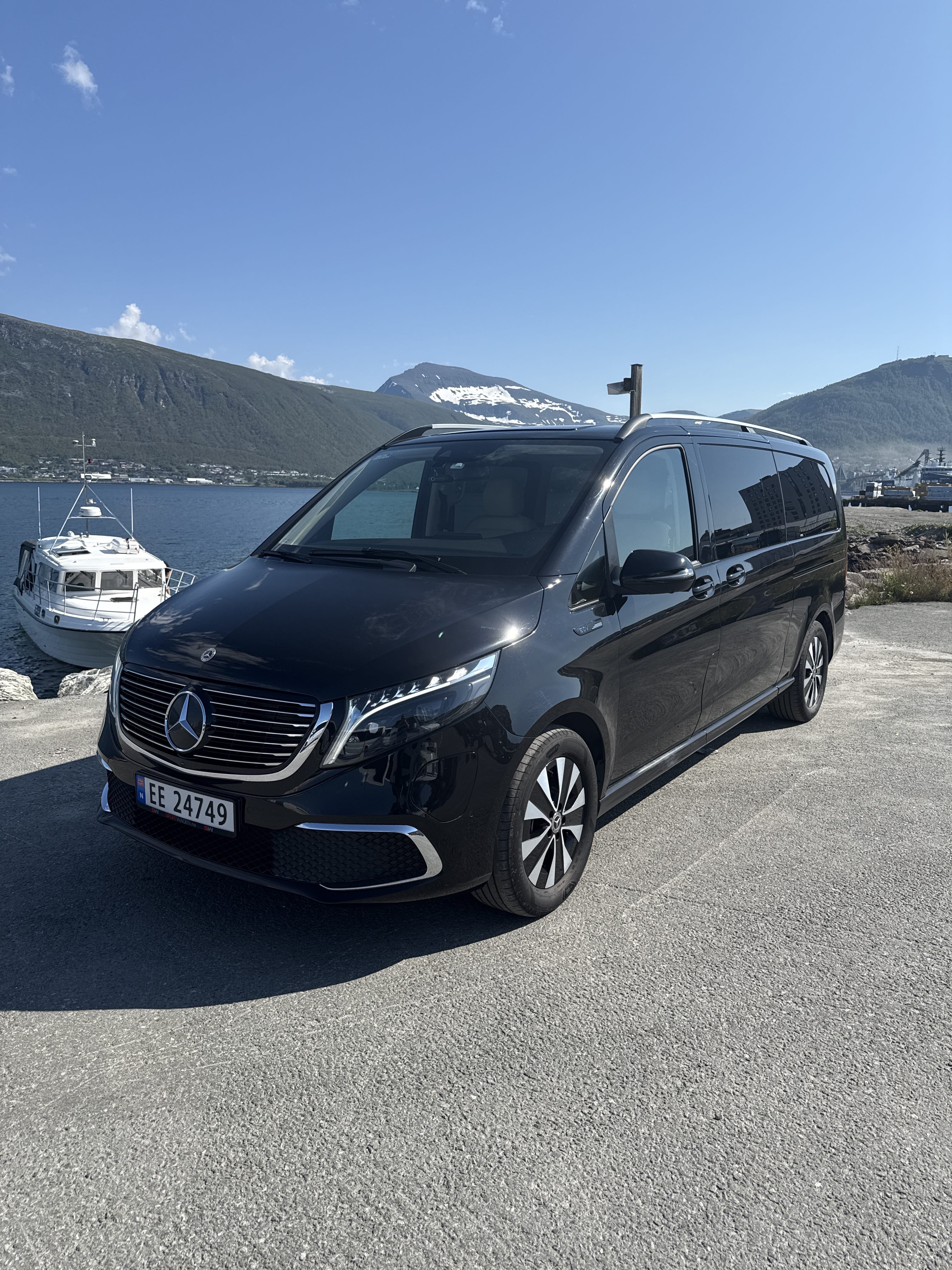Mercedes-Benz EQV, 2021, Elektrisch, automatisch, 6 zitplaatsen