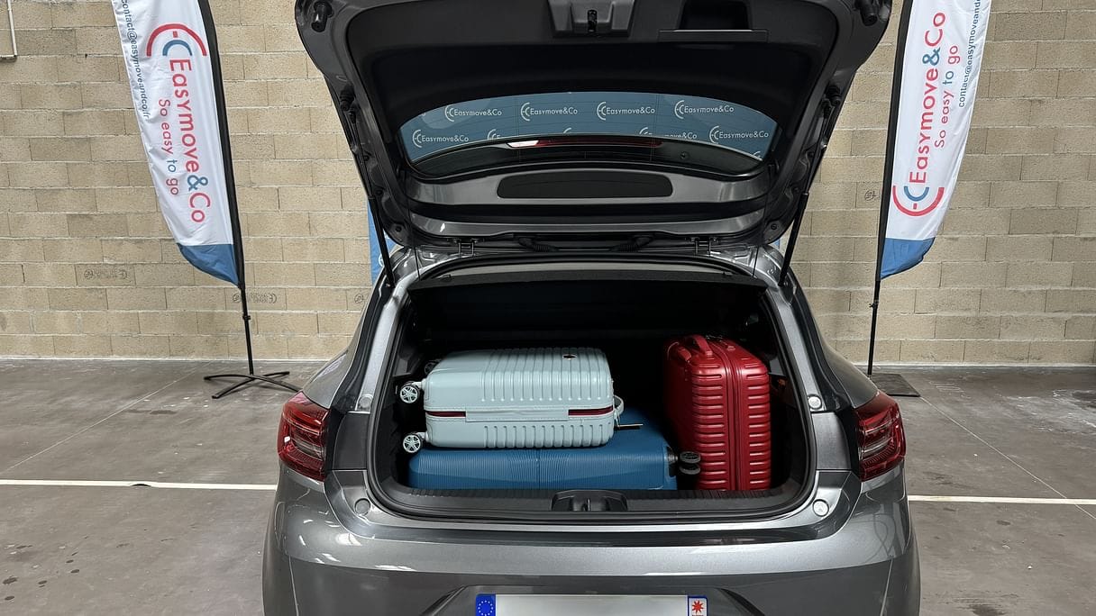 Renault Clio with Baby seat
