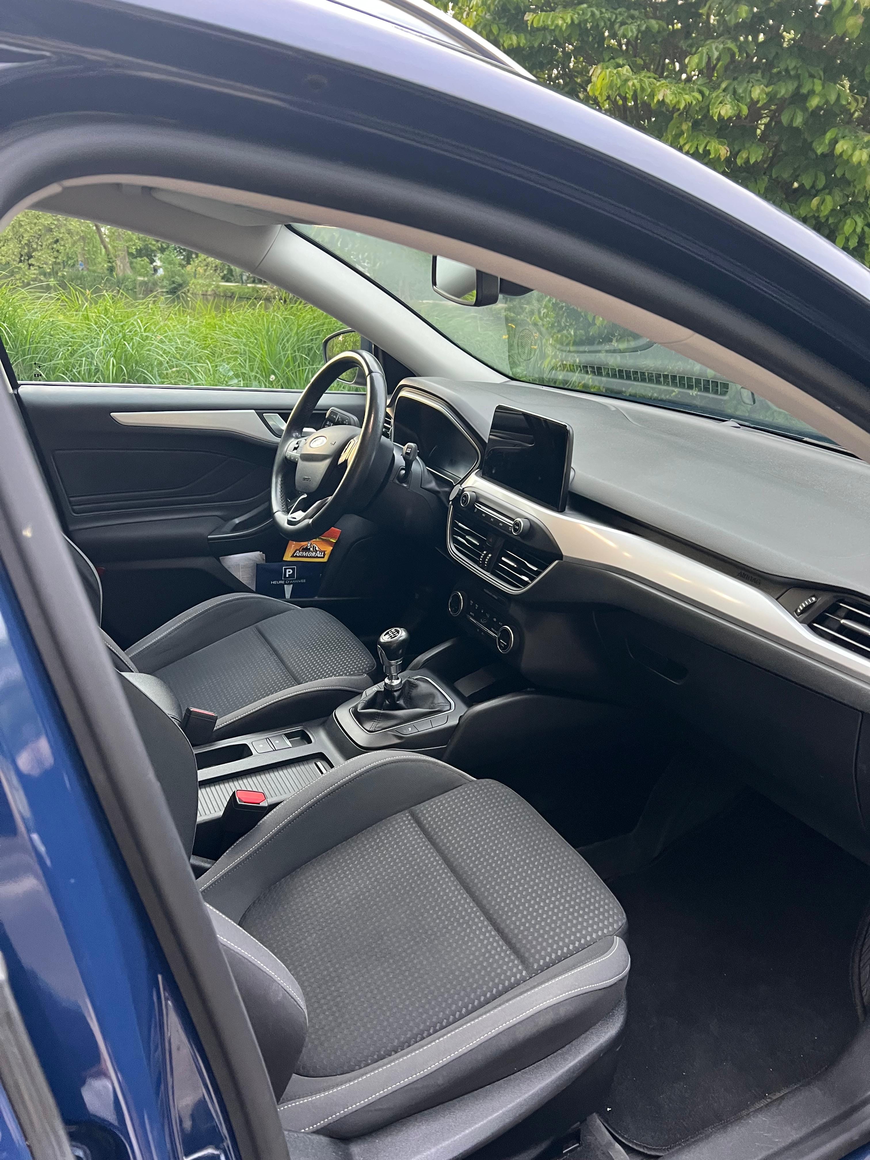 Ford Focus SW avec Régulateur de vitesse