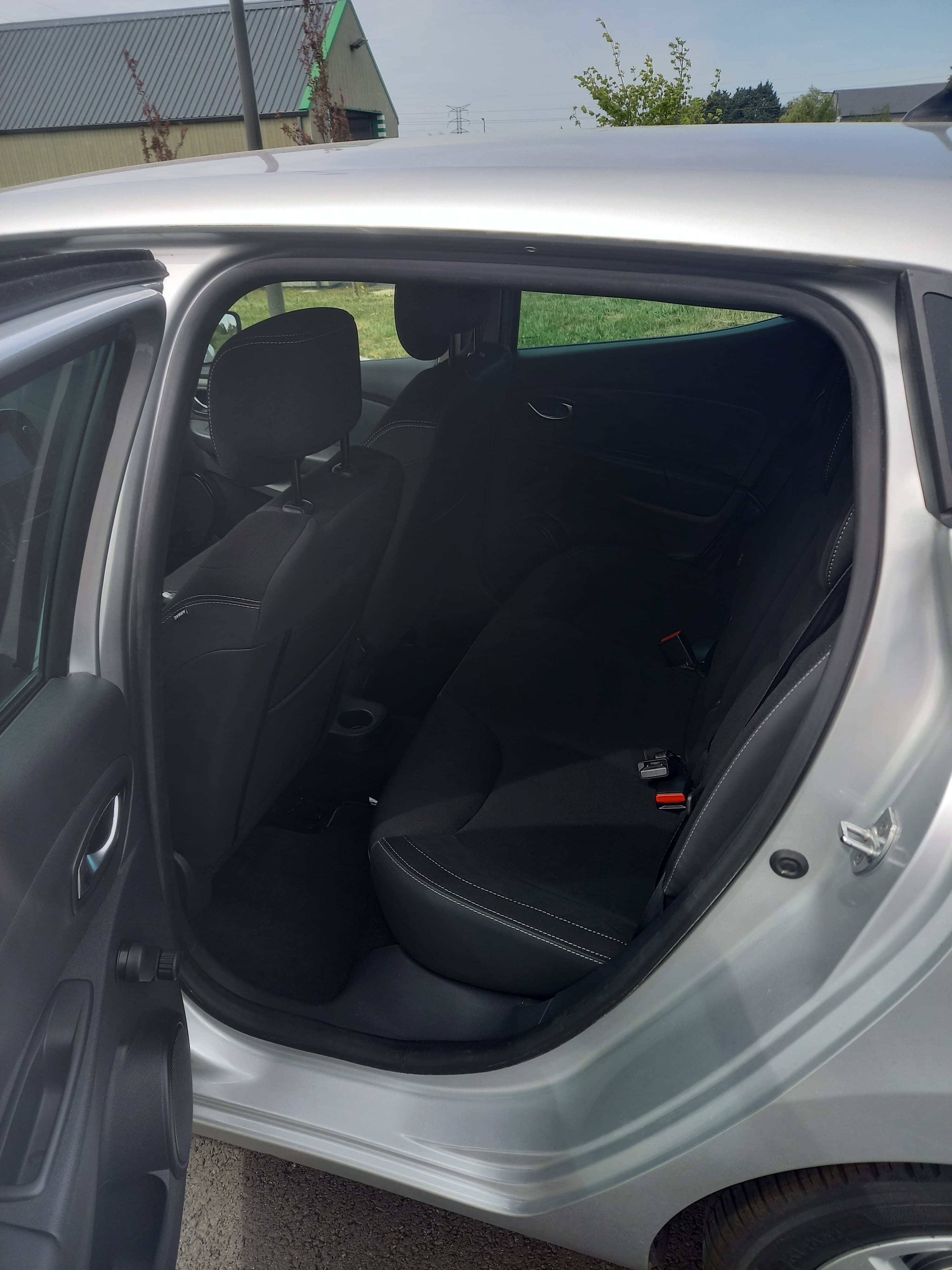 Renault Clio Limited 90cv avec Port USB